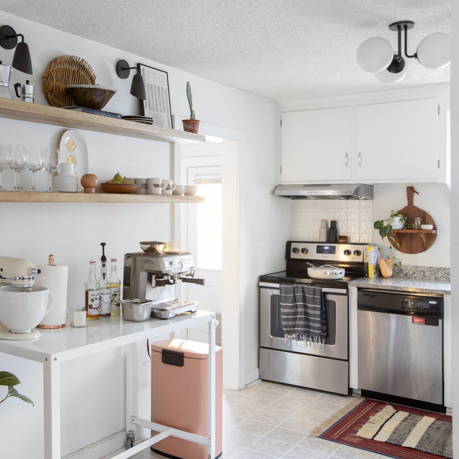10 Creative Ideas To Organize Baking Dishes Storage On Your Kitchen -  Shelterness