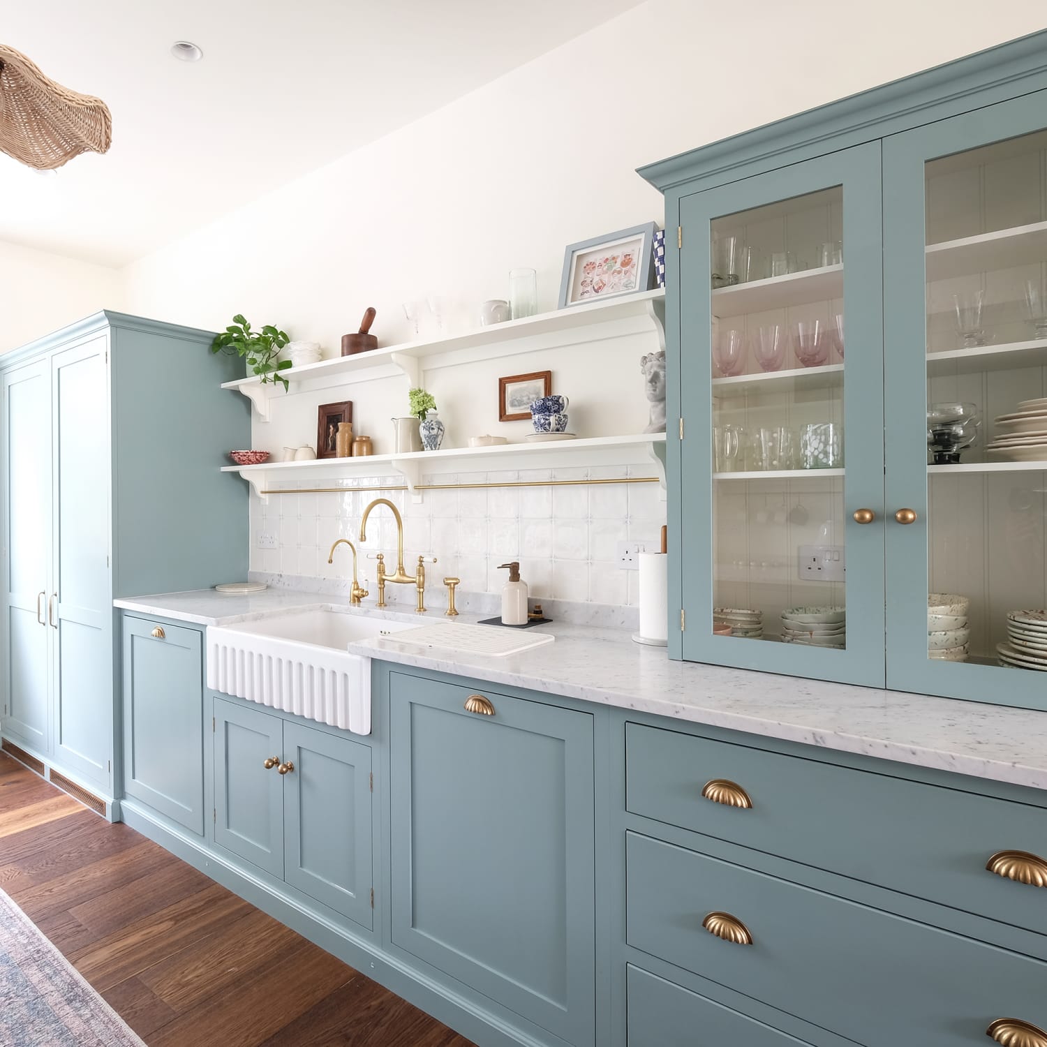 Bobby Flay's Blue Kitchen Is a Bold Buyer's Dream | Apartment Therapy, image size:1500x1500