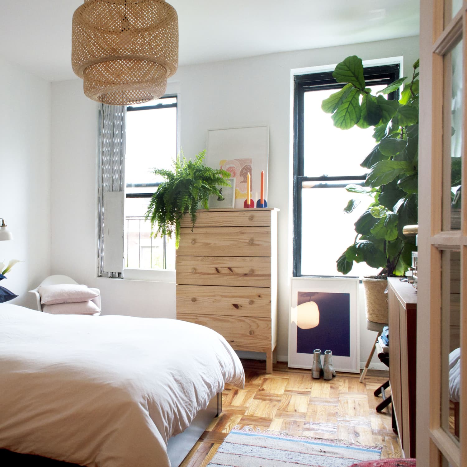 The Pendant Is The Best Budget Ikea Light Iikea Sinnerlig Pendant Light Apartment Therapy Pendant lights are a great choice for the bedroom, giving you the chance to add a focal point to one of the most important rooms in the home! iikea sinnerlig pendant light
