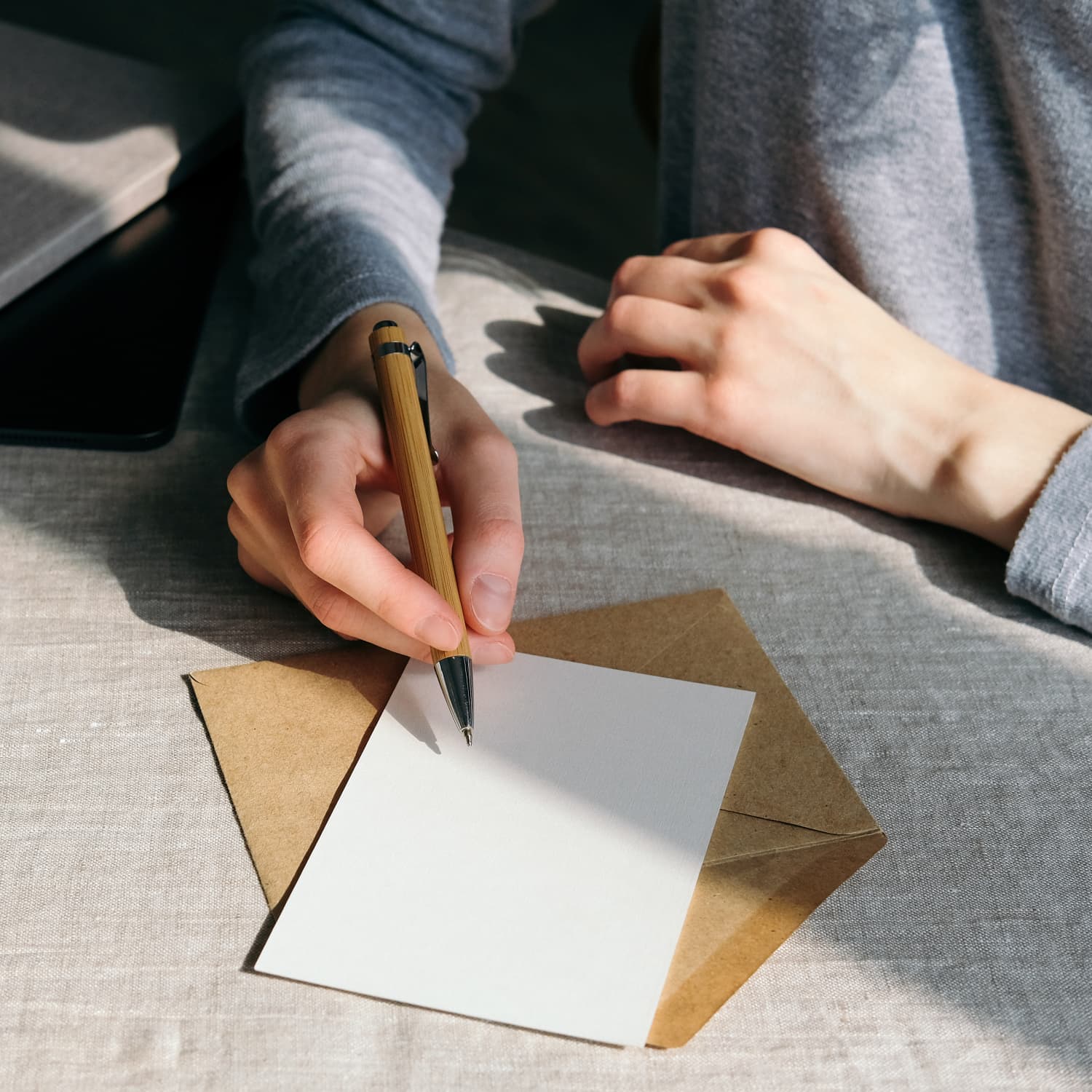 What to Write in a Sympathy Card | Apartment Therapy
