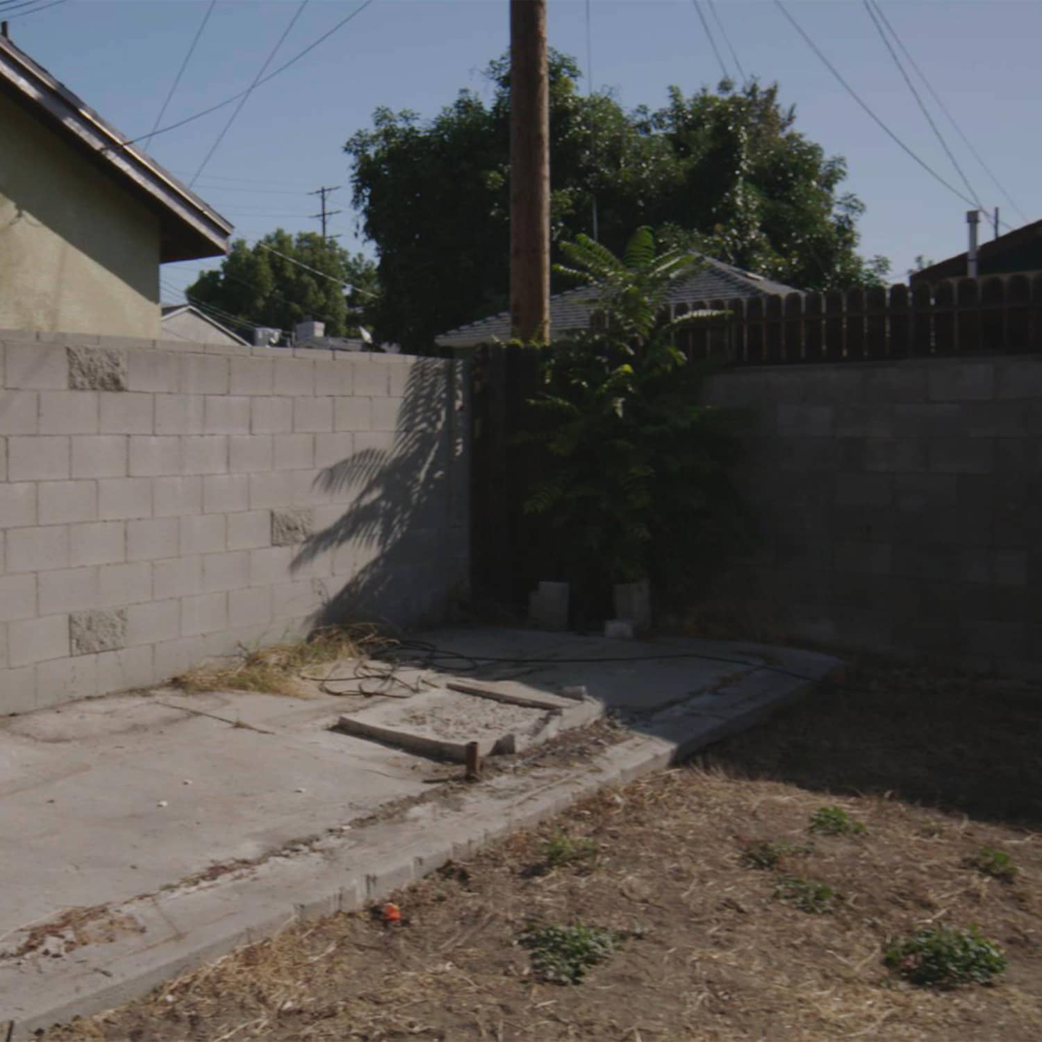 Rebel Wilson Before And After Renovation On Hgtv S Celebrity Iou Apartment Therapy