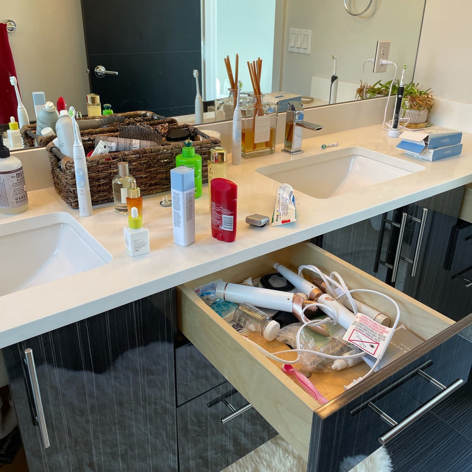 Bathroom organizing mistakes: expert advice to fix these