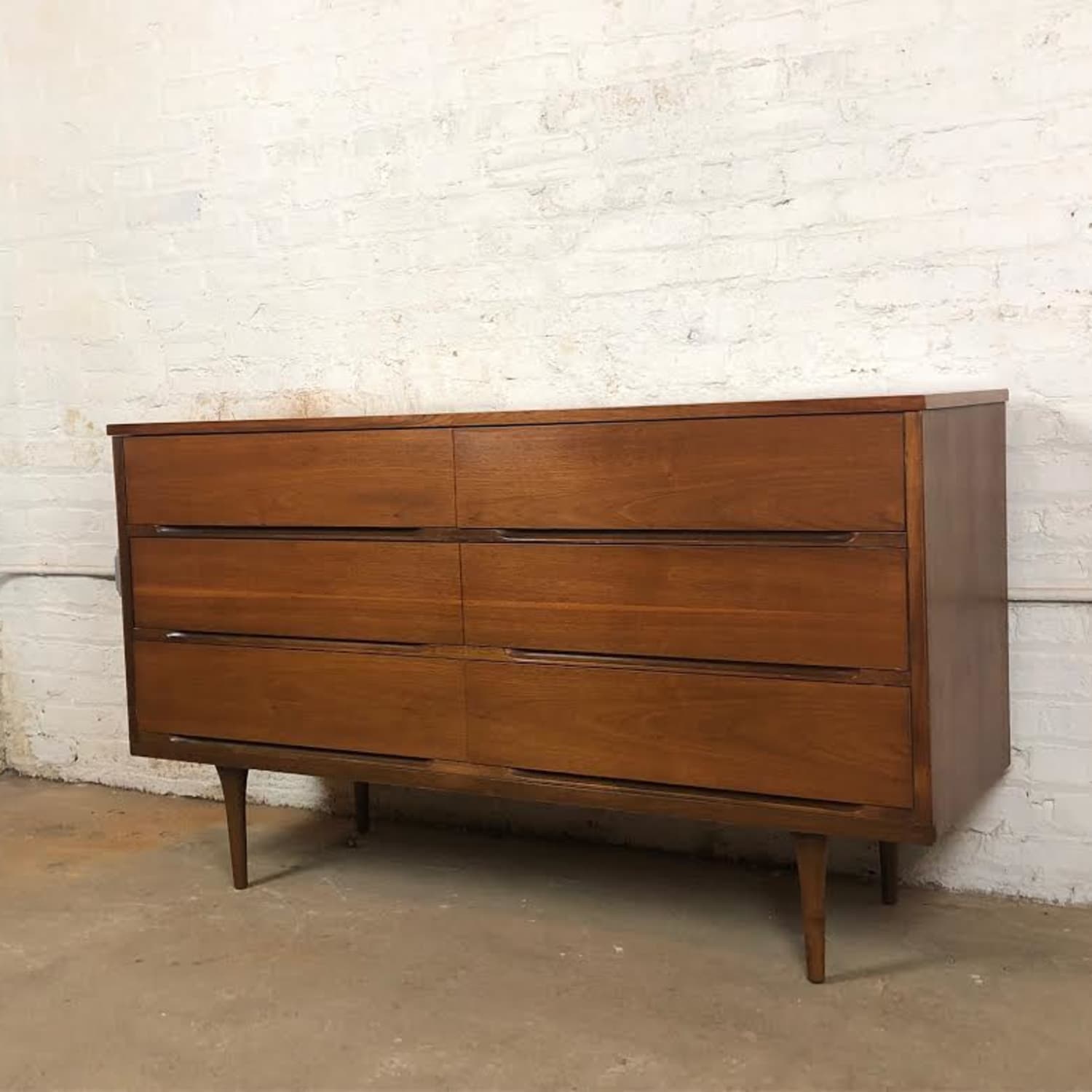 vintage mid century modern dresser