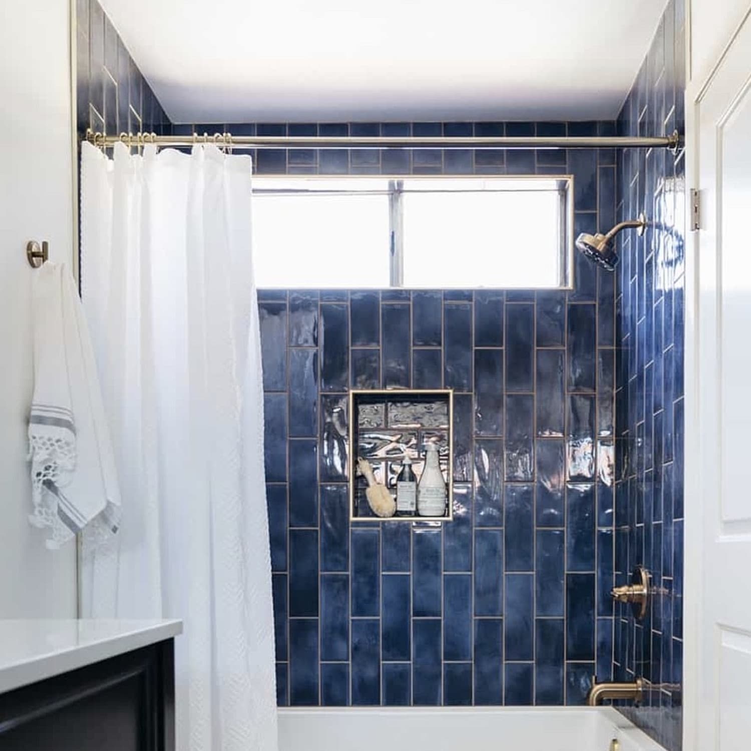 How Colored Grout Can Make Your Bathroom Look More Expensive