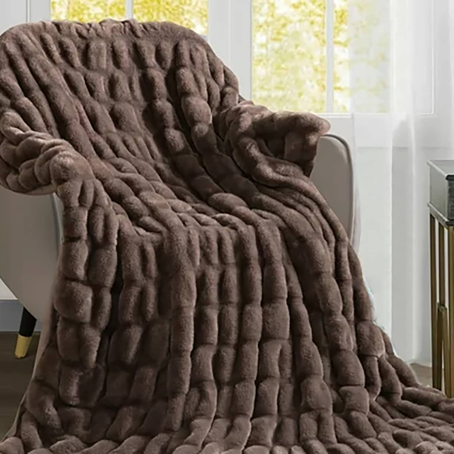 Walmart Fluffy Mink Blanket This $25 Walmart Throw Blanket Is The