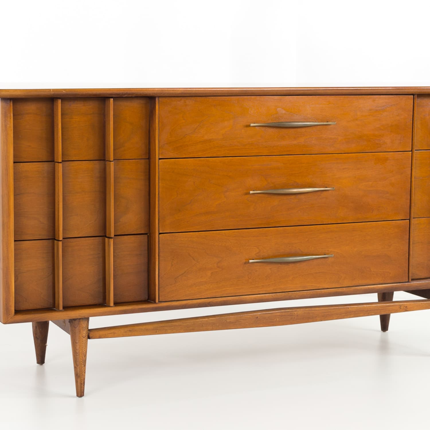 Mcm dresser sale