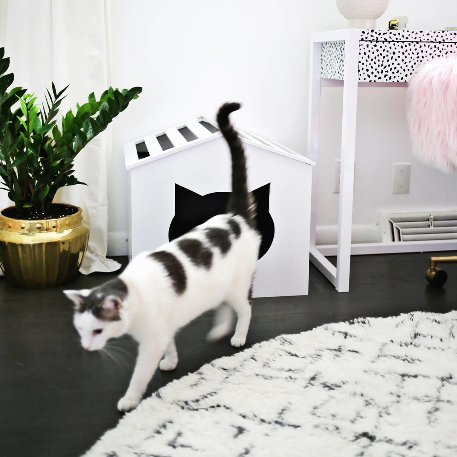 7 Best DIY Litter Box Enclosures Clever Ways to Hide Your Cat s Litter Box Apartment Therapy