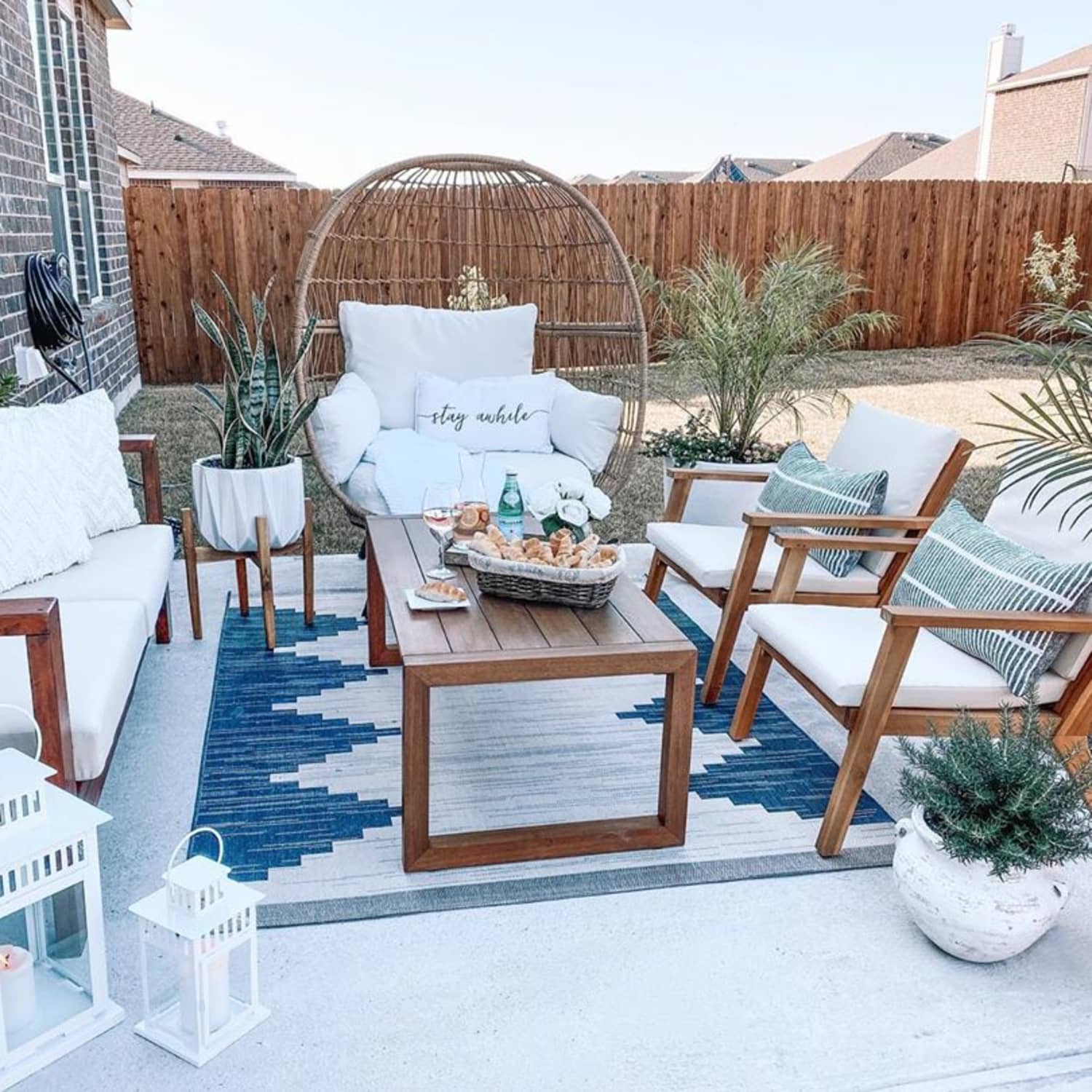 Patio garden discount