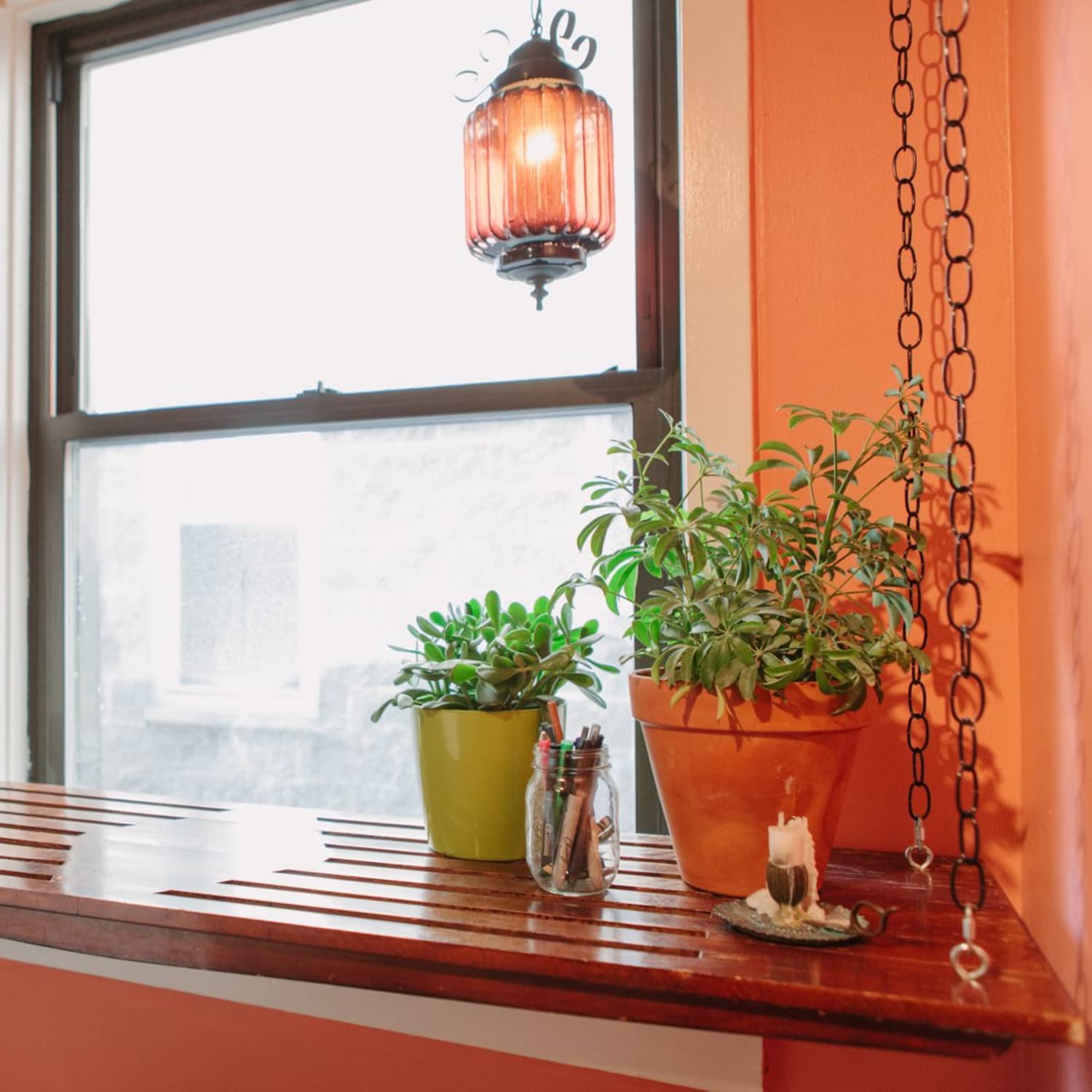 Window sill table for hot sale plants