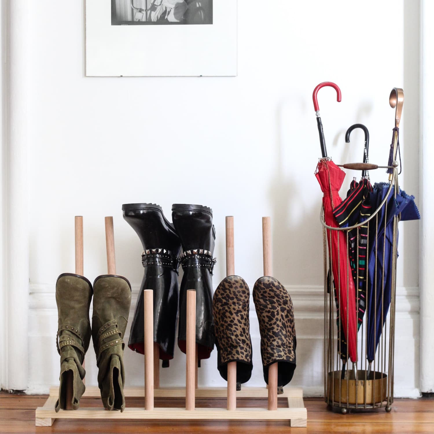 Shoe rack with dowel rods sales