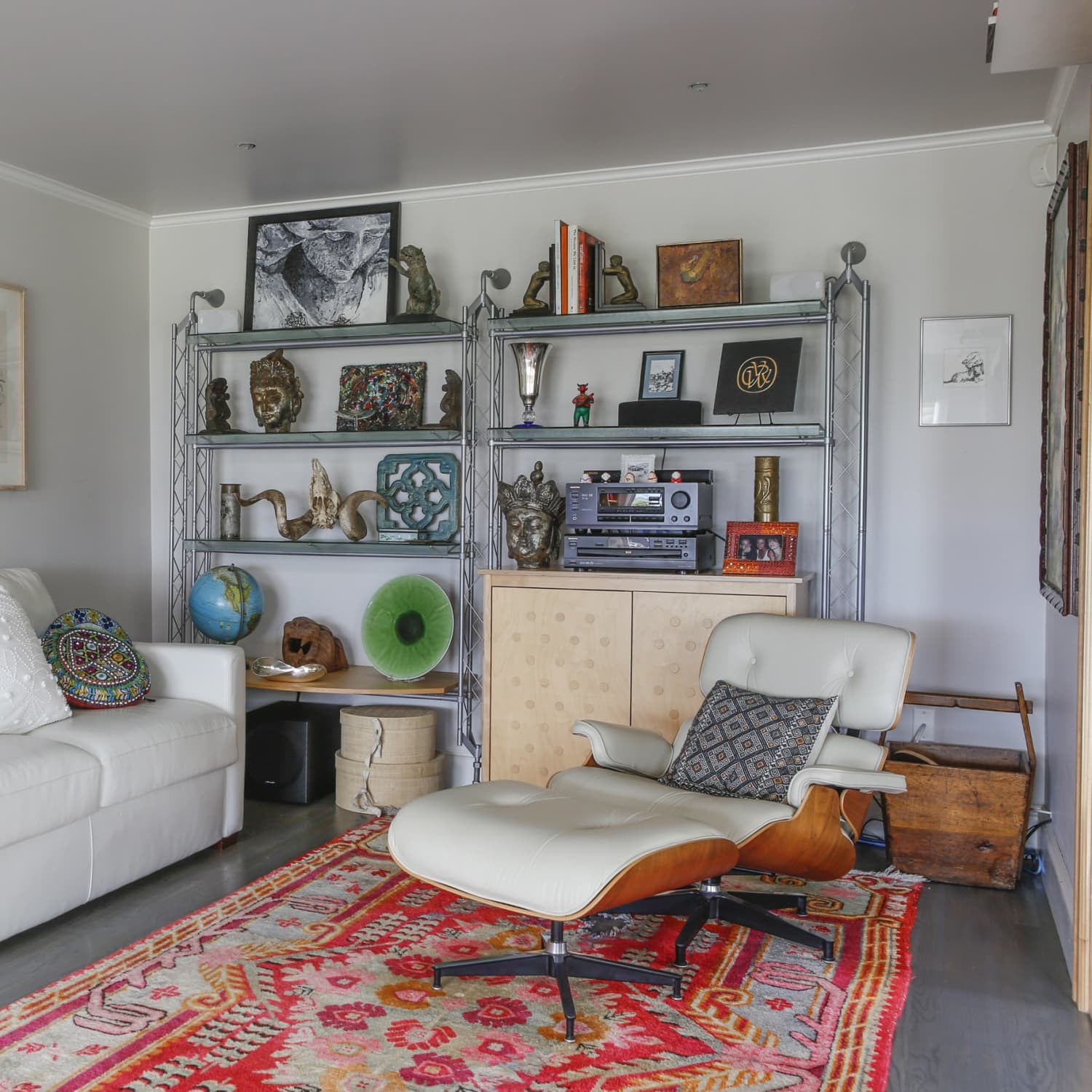 Should Your Couch Go Against the Wall or Not Living Room Layout