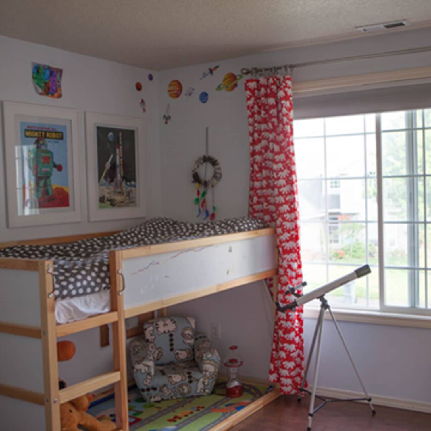 Before After A Cute Camping Themed Kids Bedroom Apartment Therapy