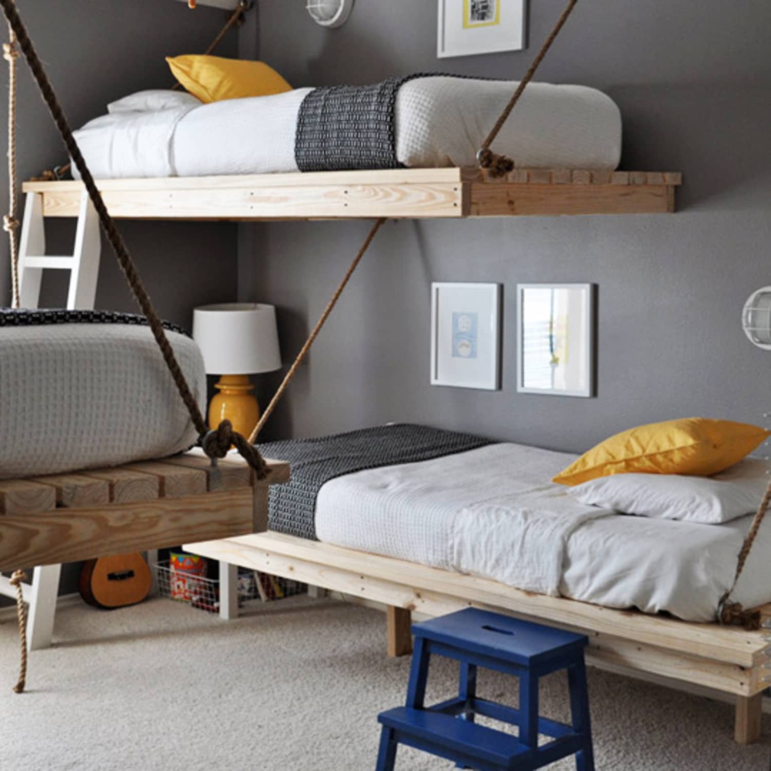 Hanging rope online bed