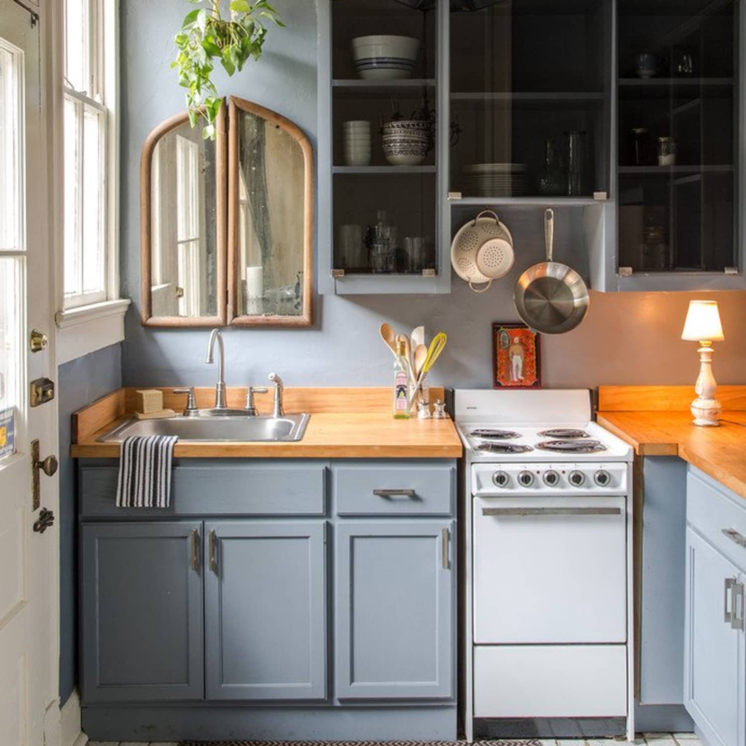 5 Enlightened Ways to Use Table Lamps in the Kitchen The Kitchn