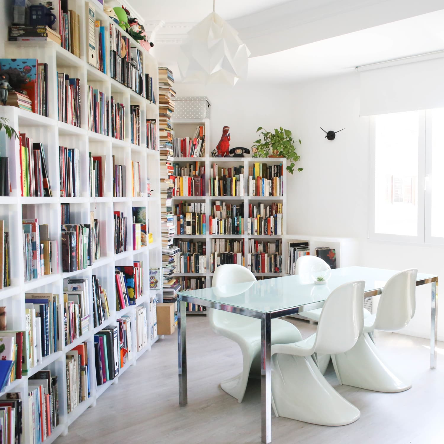 Whole wall discount bookshelf