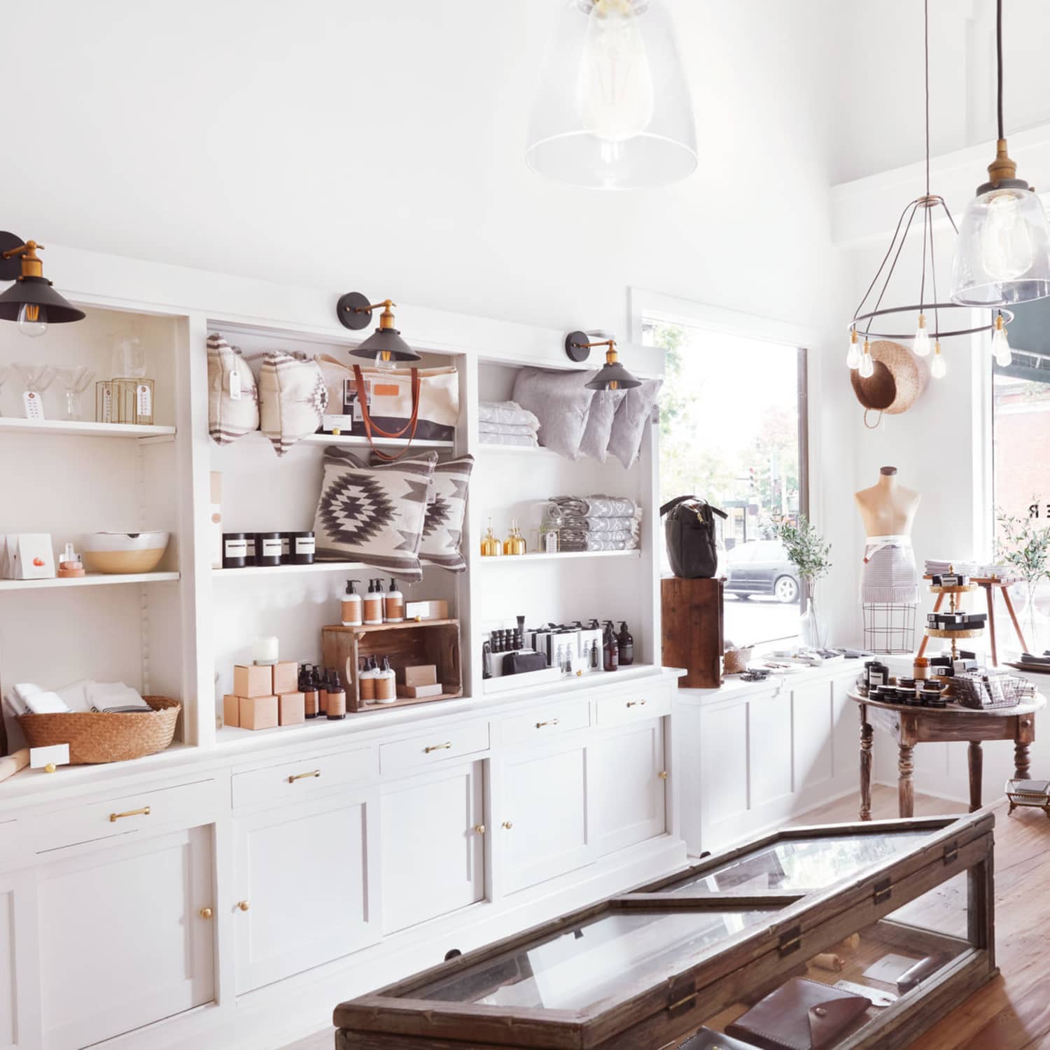 Here s How To Ethically Buy Souvenirs and Have a More Meaningful