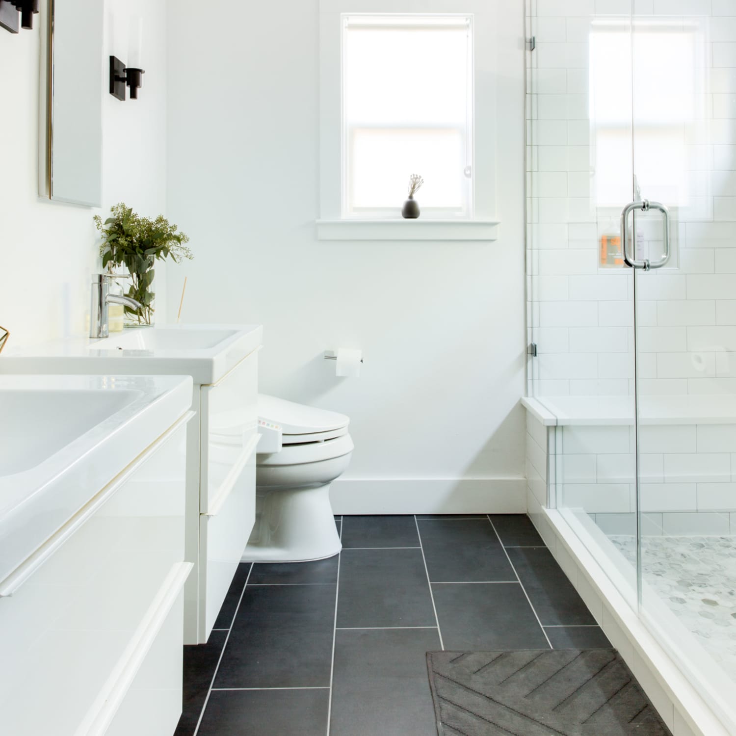 Replacing caulk sales around bathtub