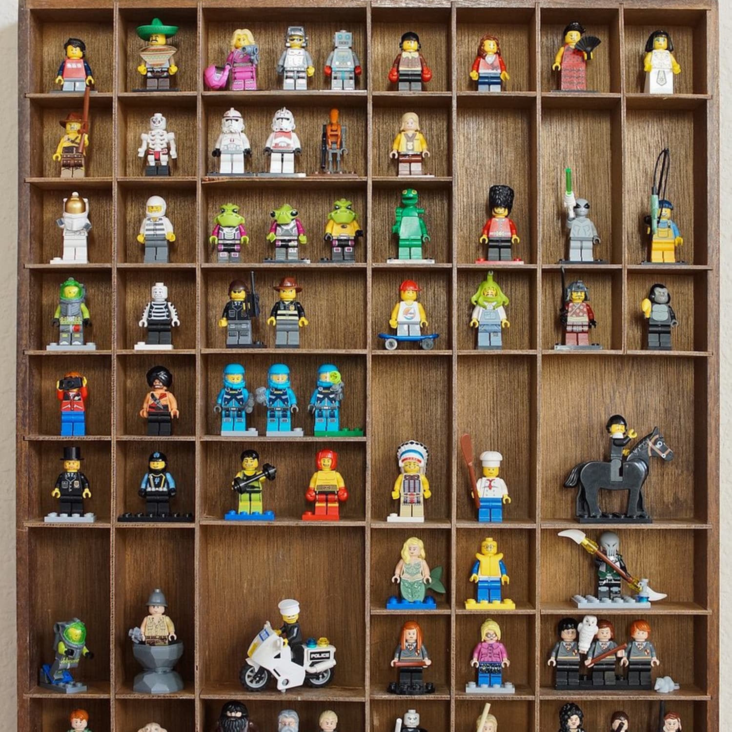 Lego minifigure cheap display ideas