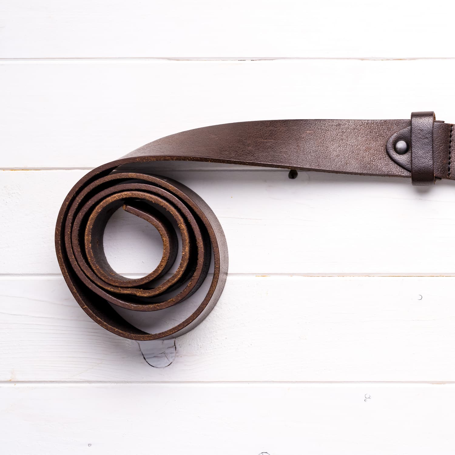 Antique leather belts shop