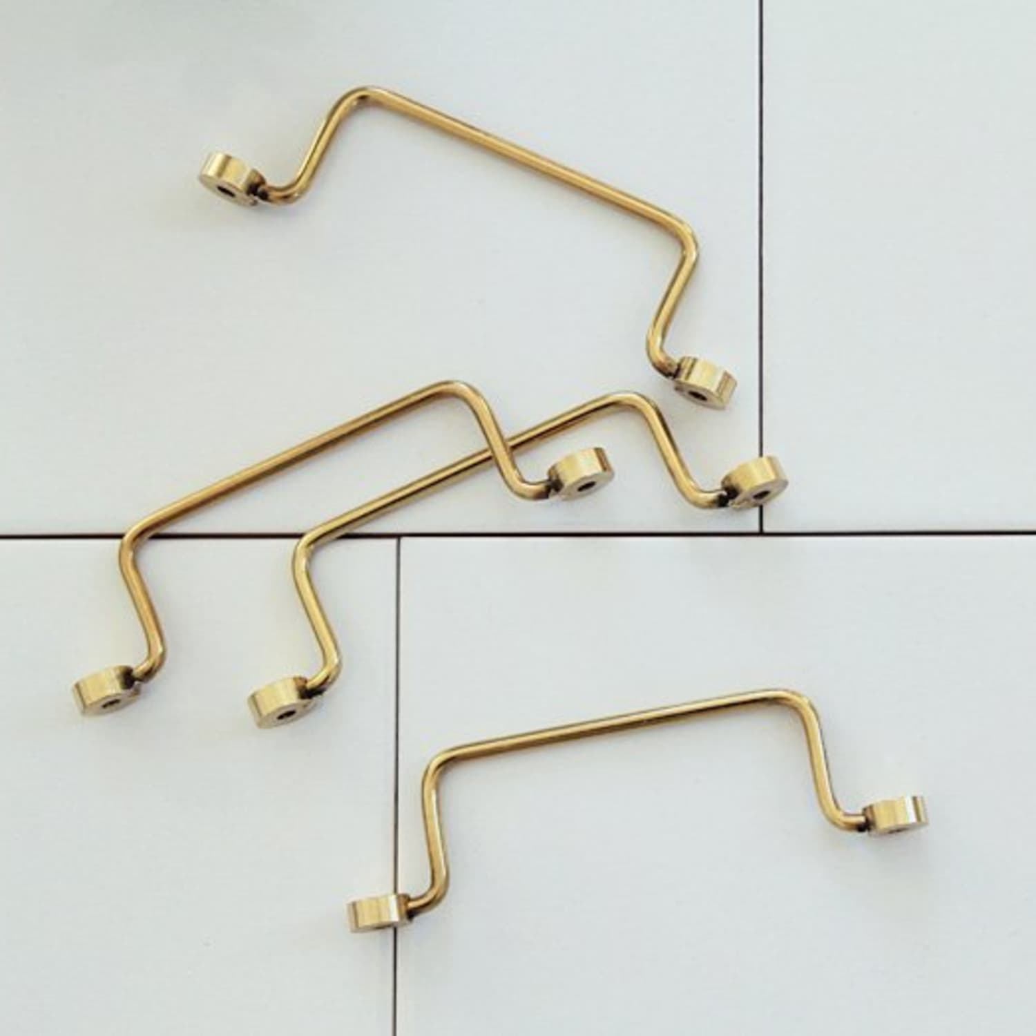 Modern Minimal Cabinet Hardware 7 Places to Shop Apartment Therapy