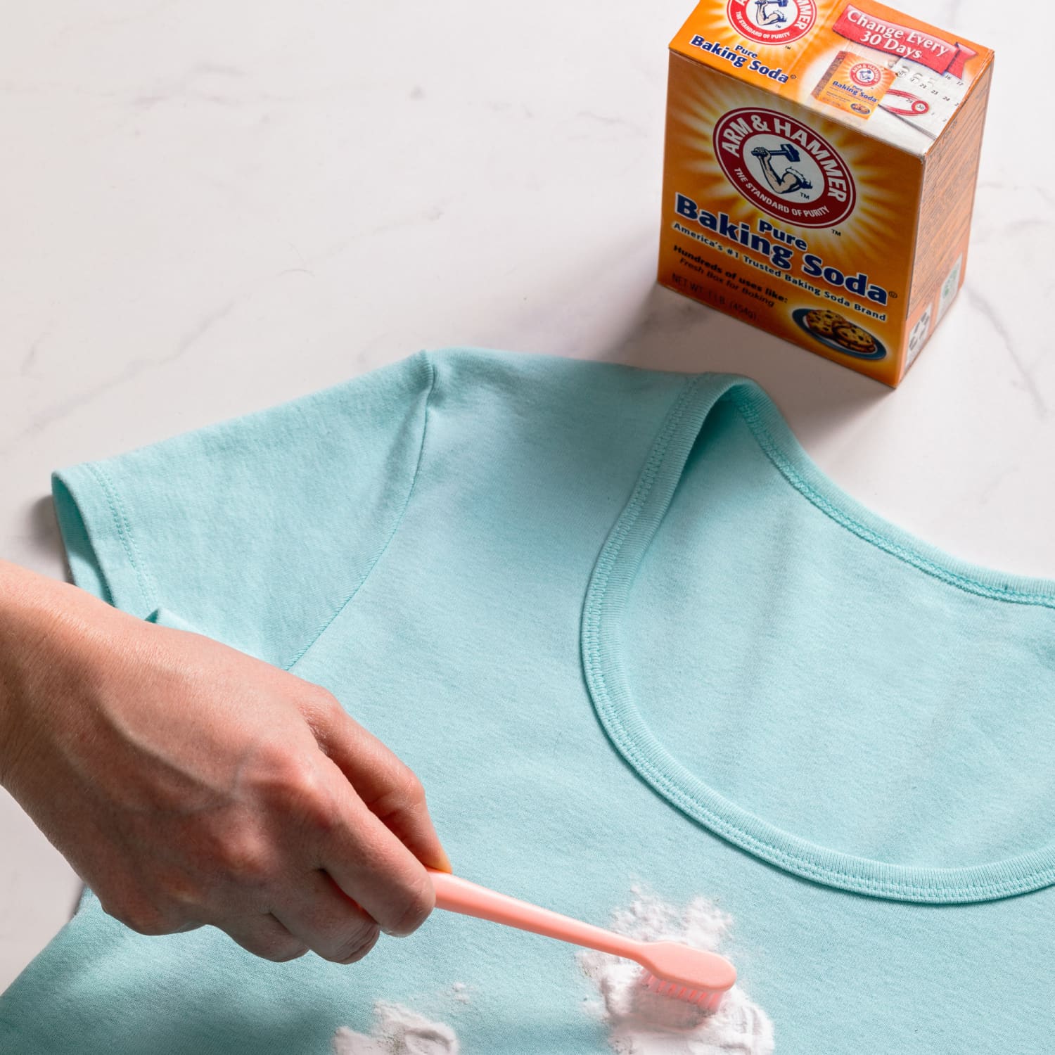 How to get stains top out white clothes