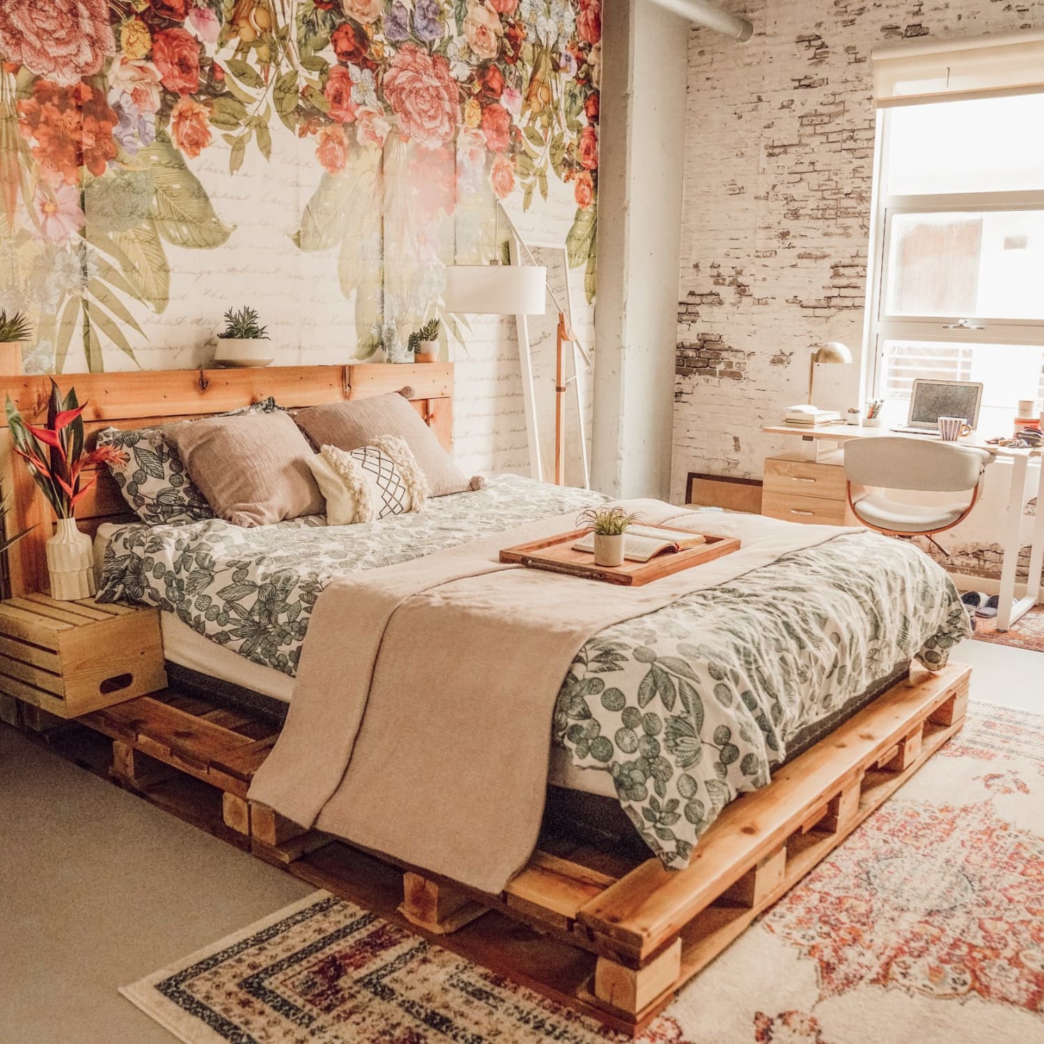 Rustic pallet bed sale