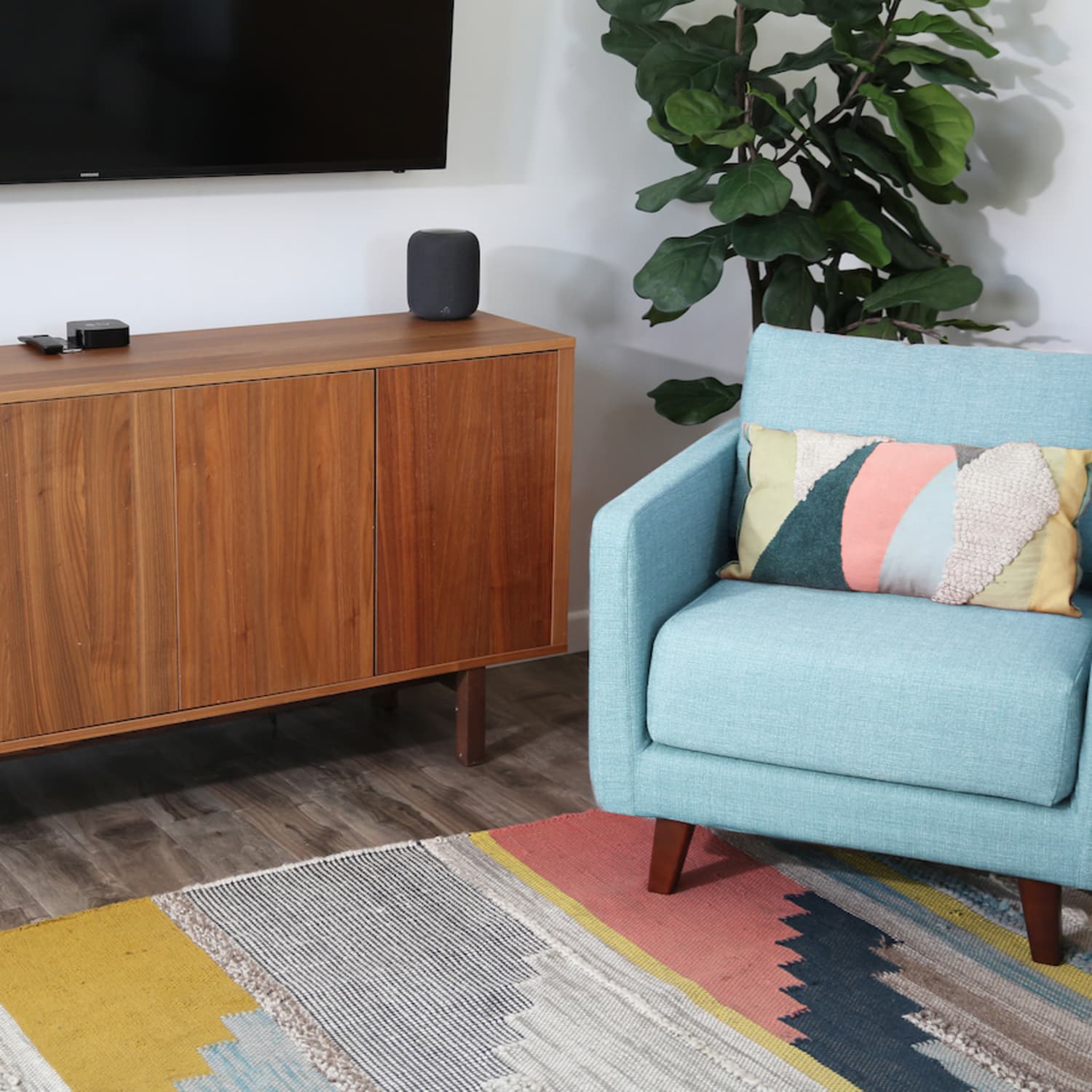 The Classic Lounge Chair Review Apartment Therapy