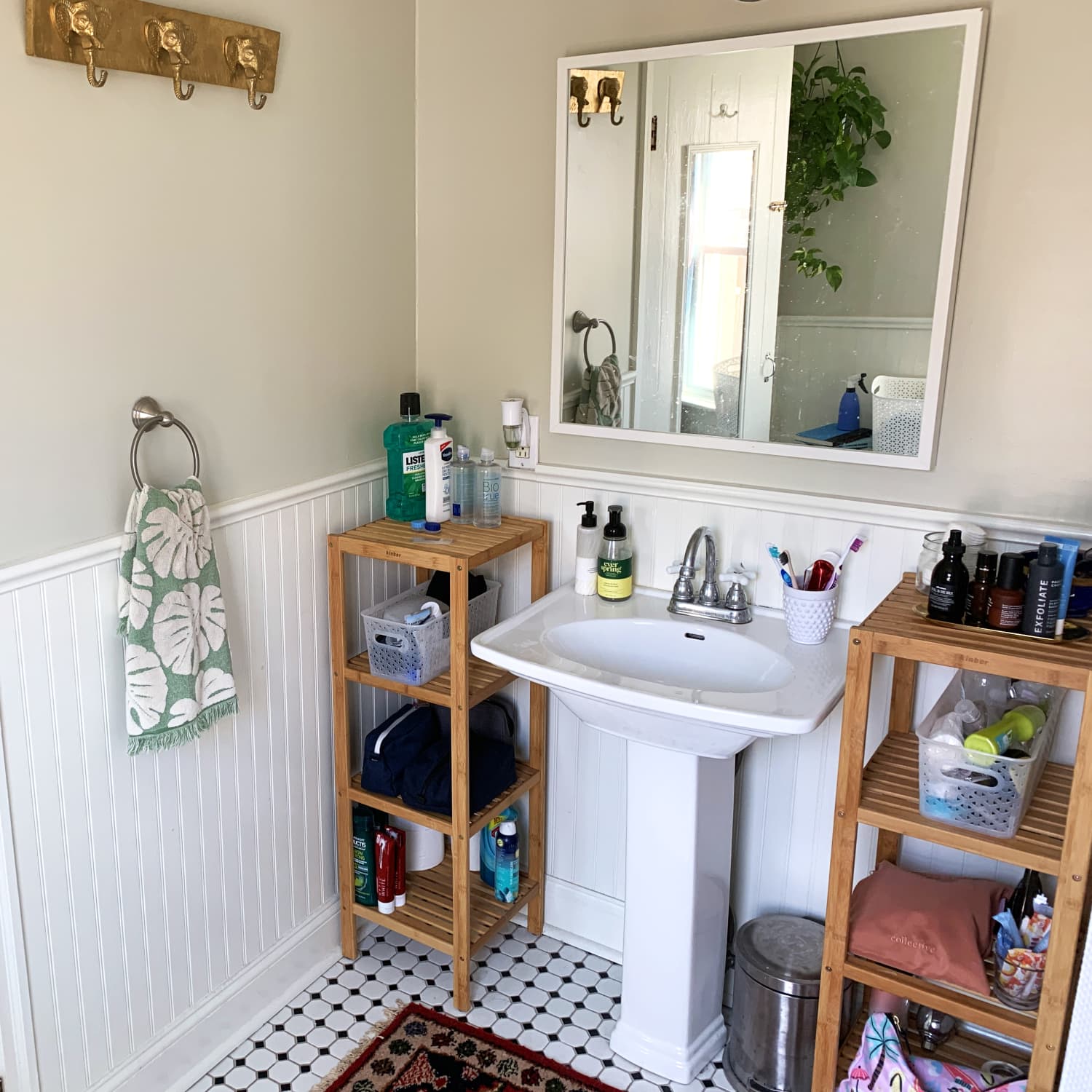 Bathroom store side shelf