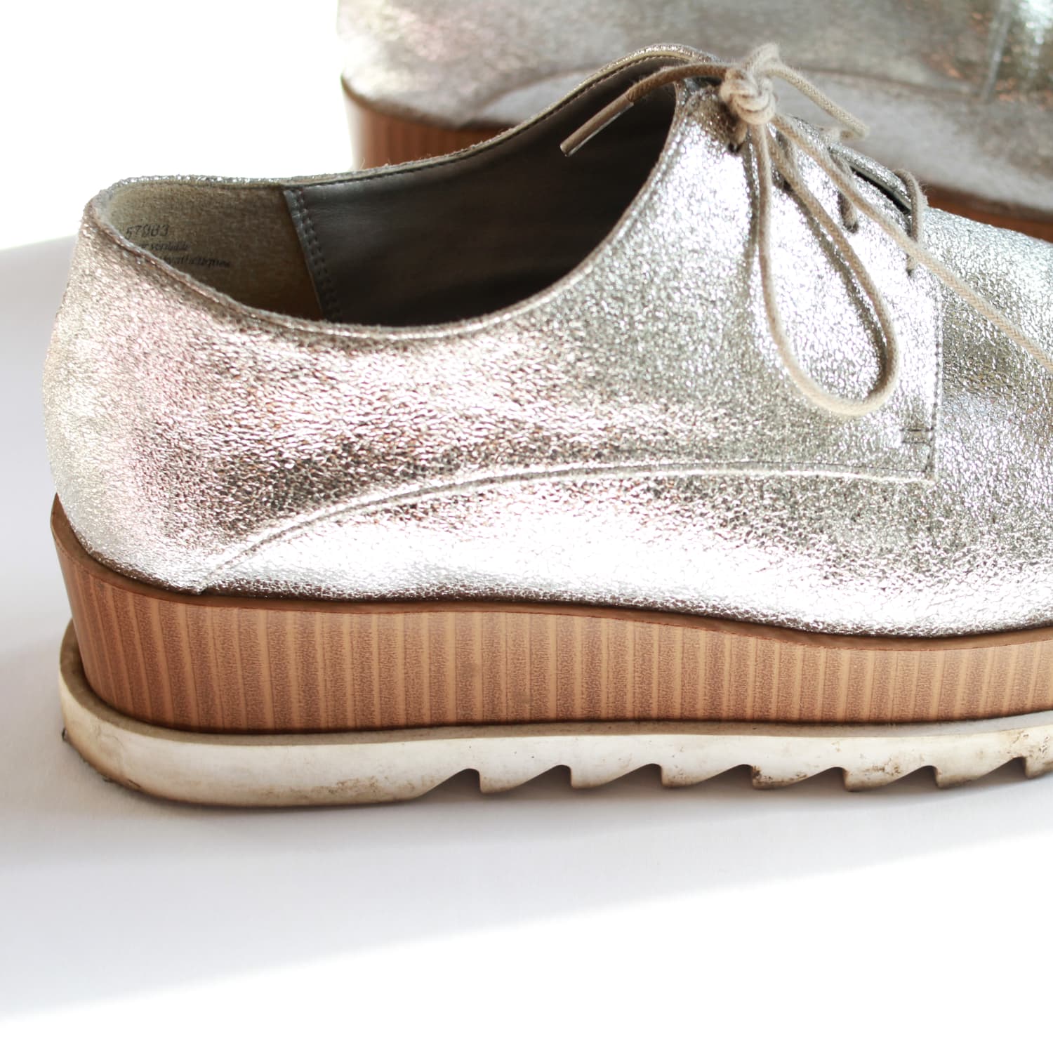 How to clean new arrivals foam soles on shoes