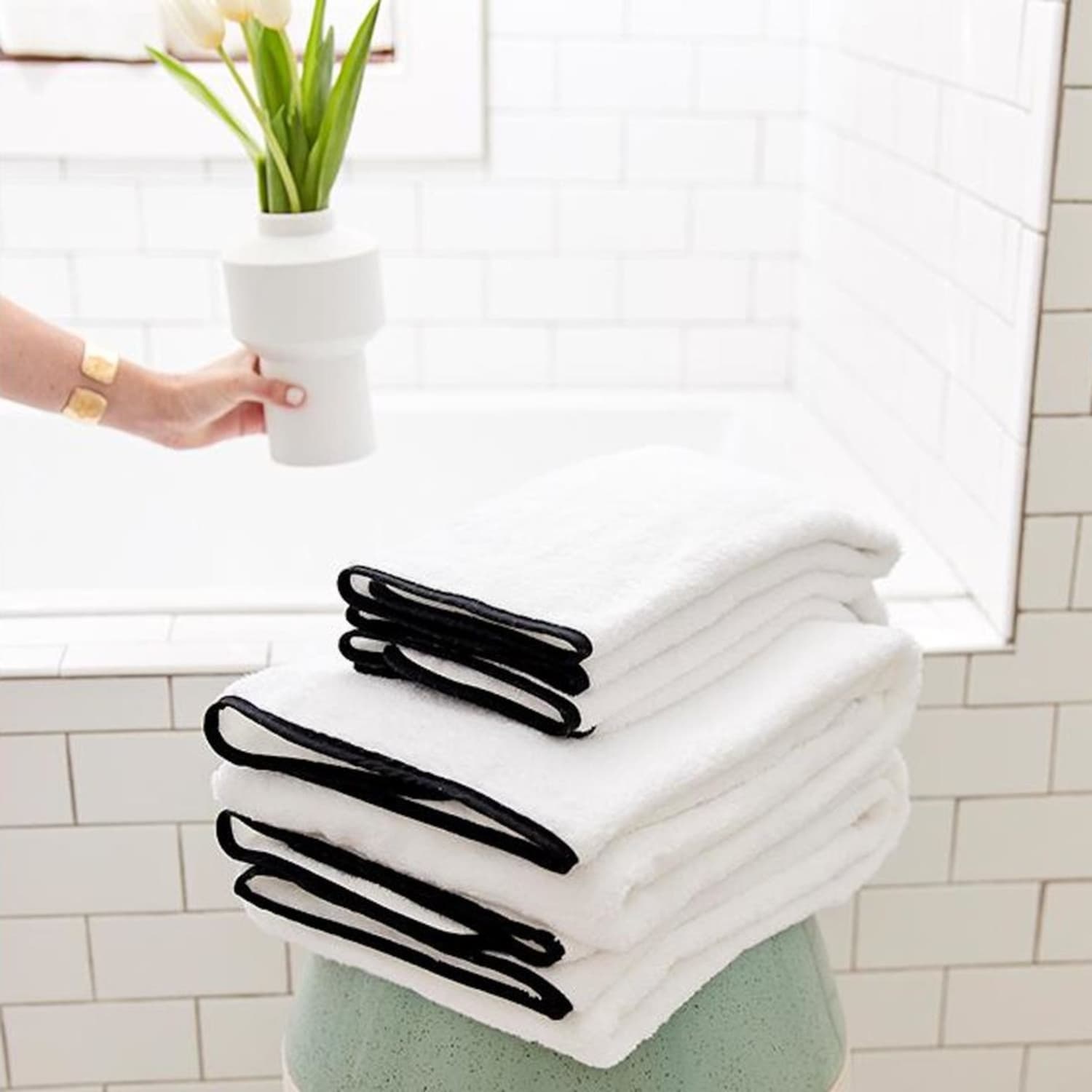 Weezie hand 2025 towels
