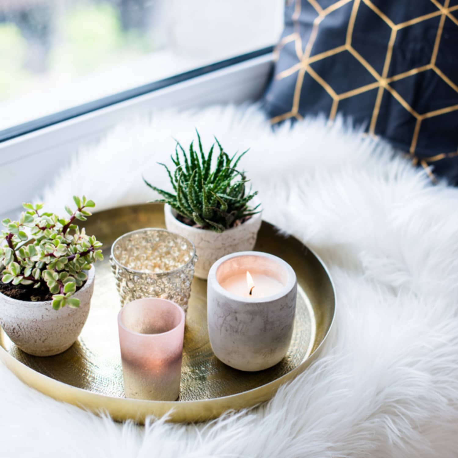 Winter candles clearance