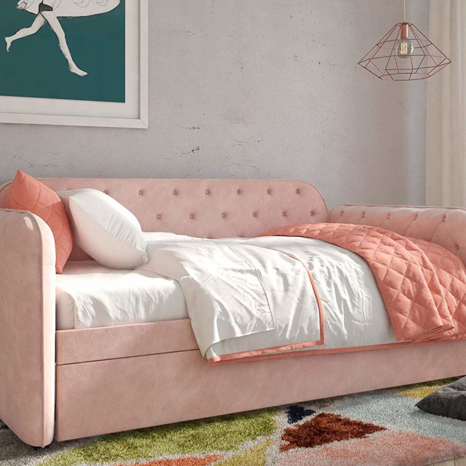 Pink full outlet daybed