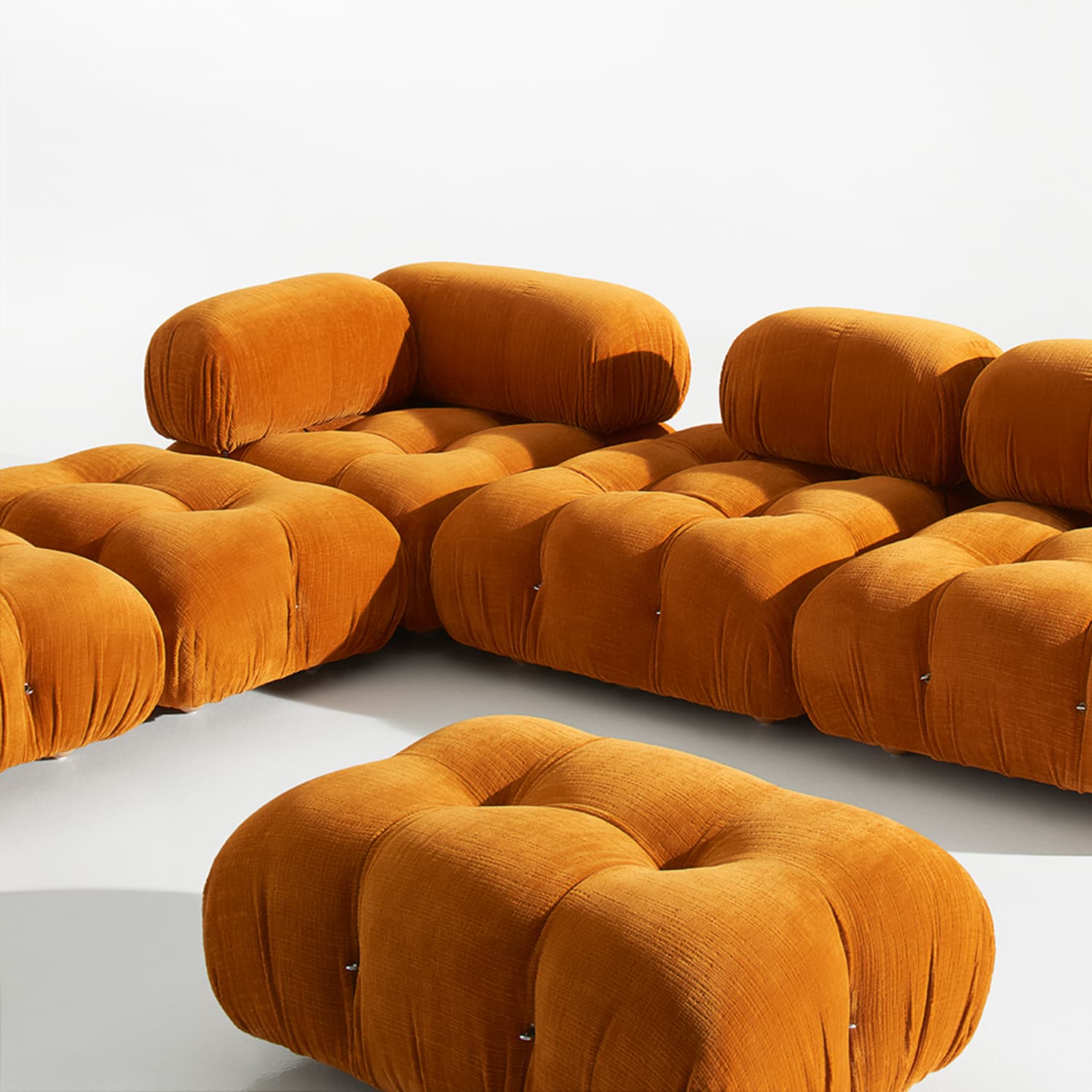 This iconic 1970s sofa is making a comeback | Apartment Therapy