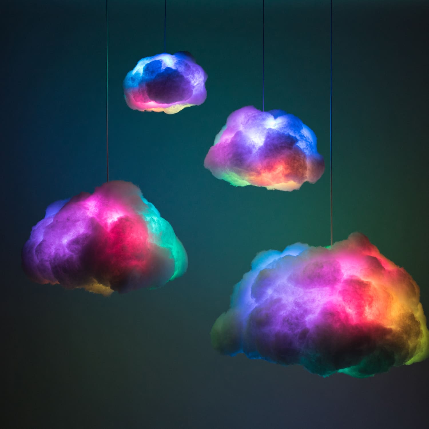 Interactive cloud light outlet