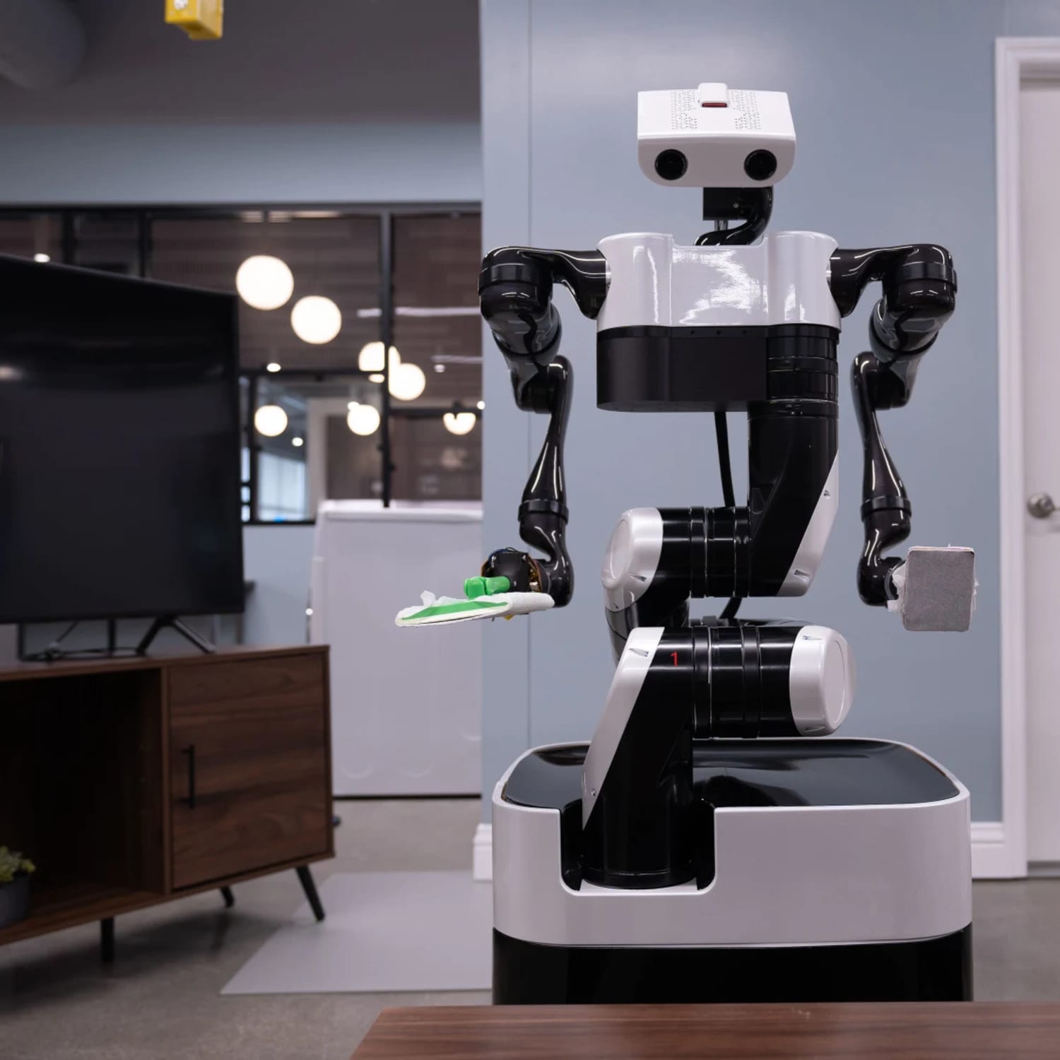 Toyota robots for elderly best sale