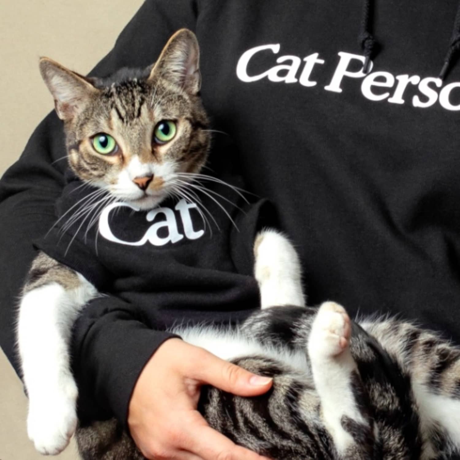 Black and white cat hoodie new arrivals