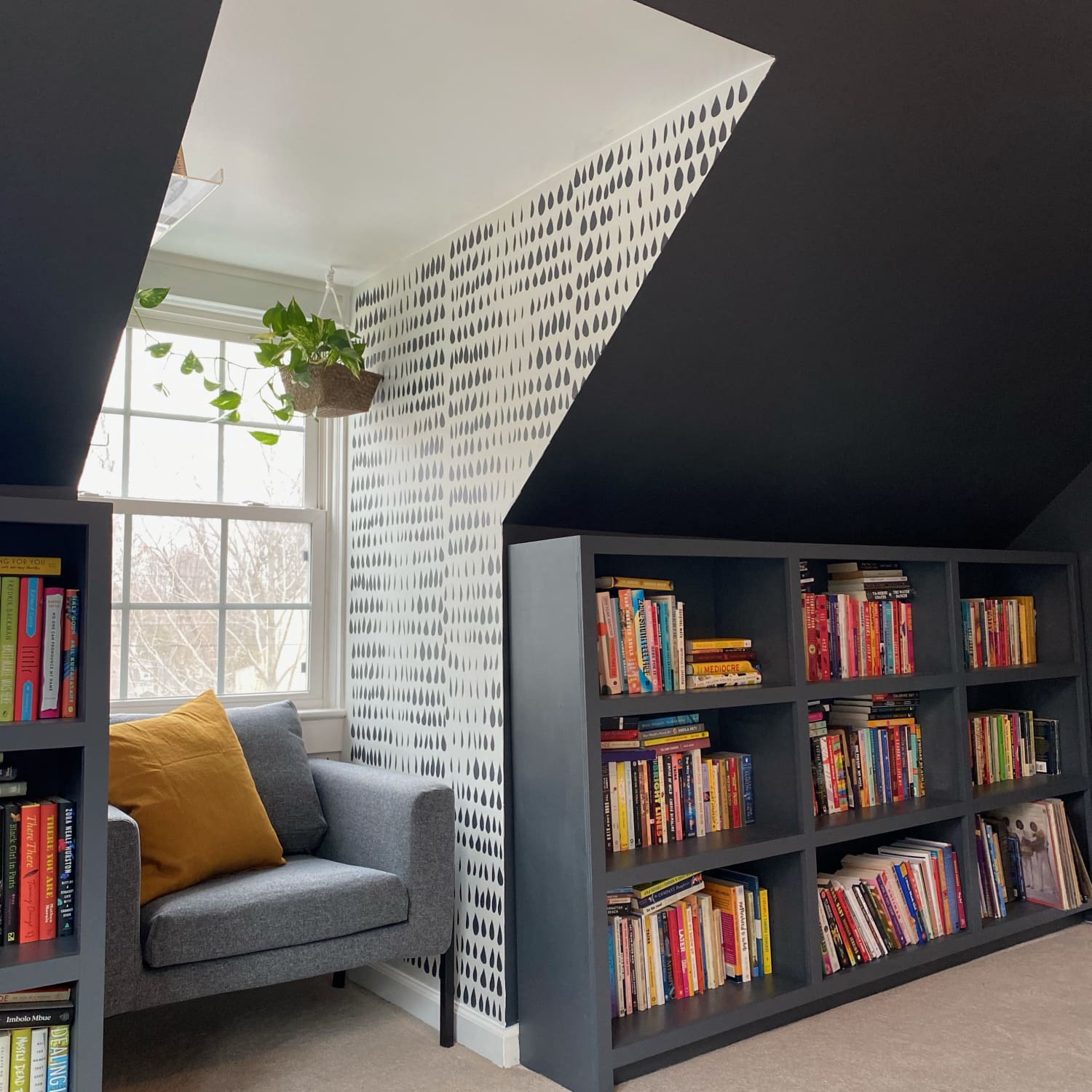 Reading corner store chair bedroom