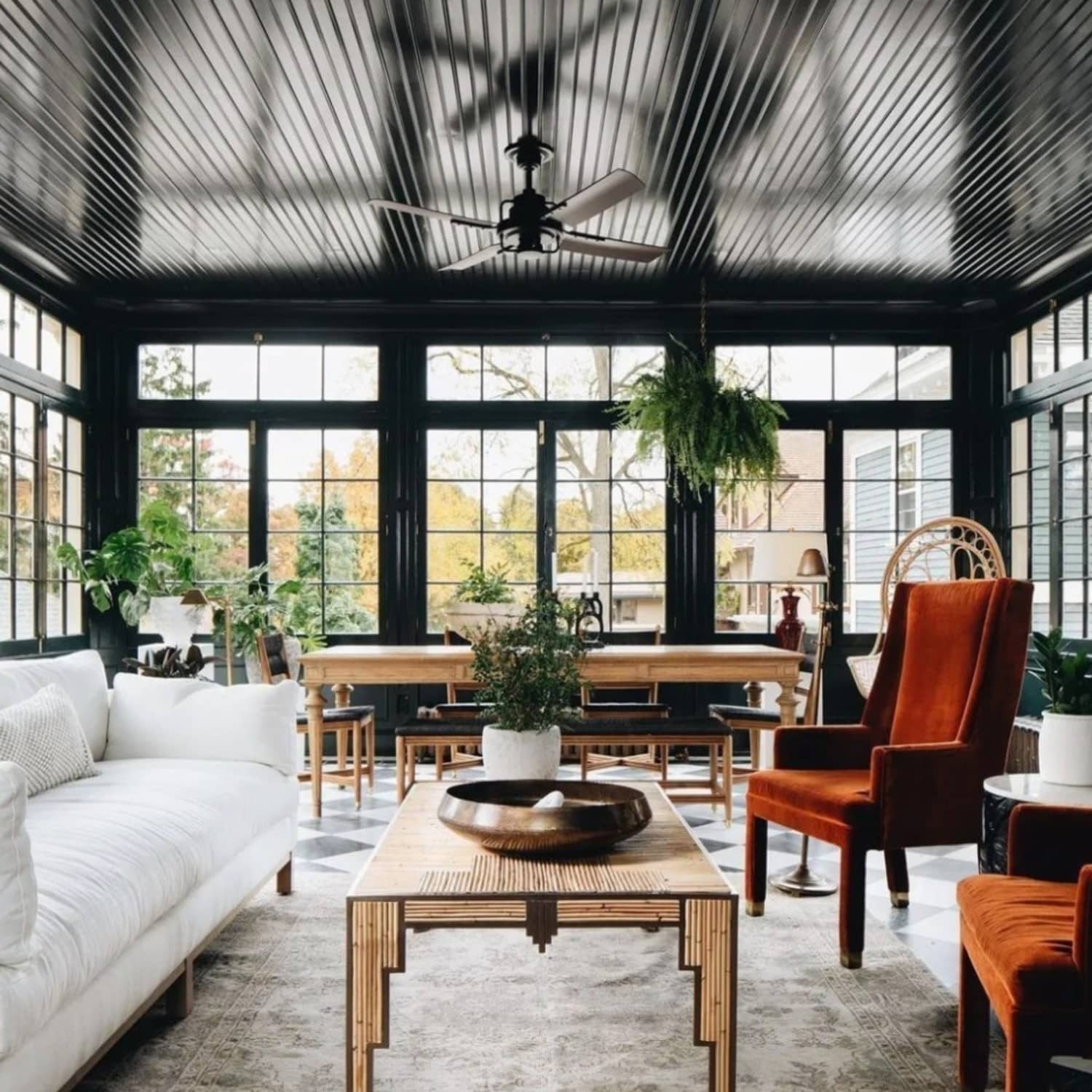 Black Bedroom Ceiling