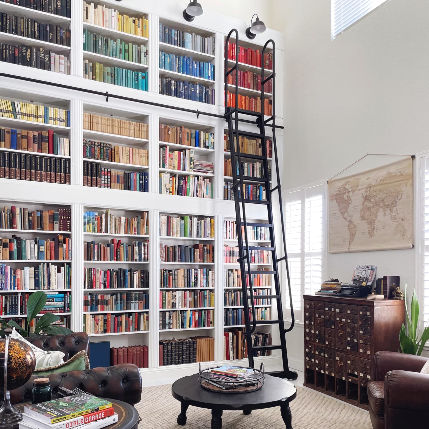 Monica Chavez's Family Home Has the Most Spectacular Bookshelves (and a  Surprise Under the Stairs) | Cubby, image size:1500x1500