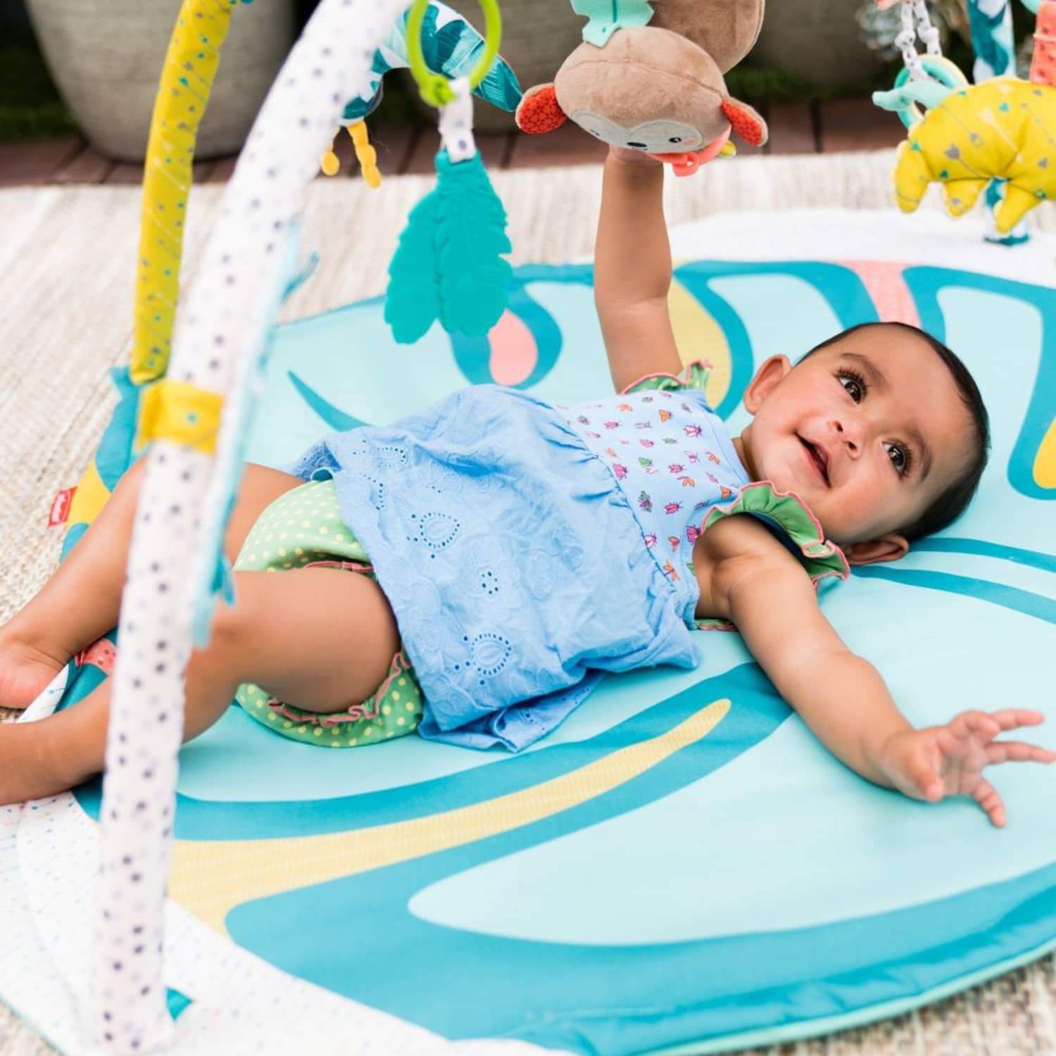 Infantino deluxe twist and fold activity gym store