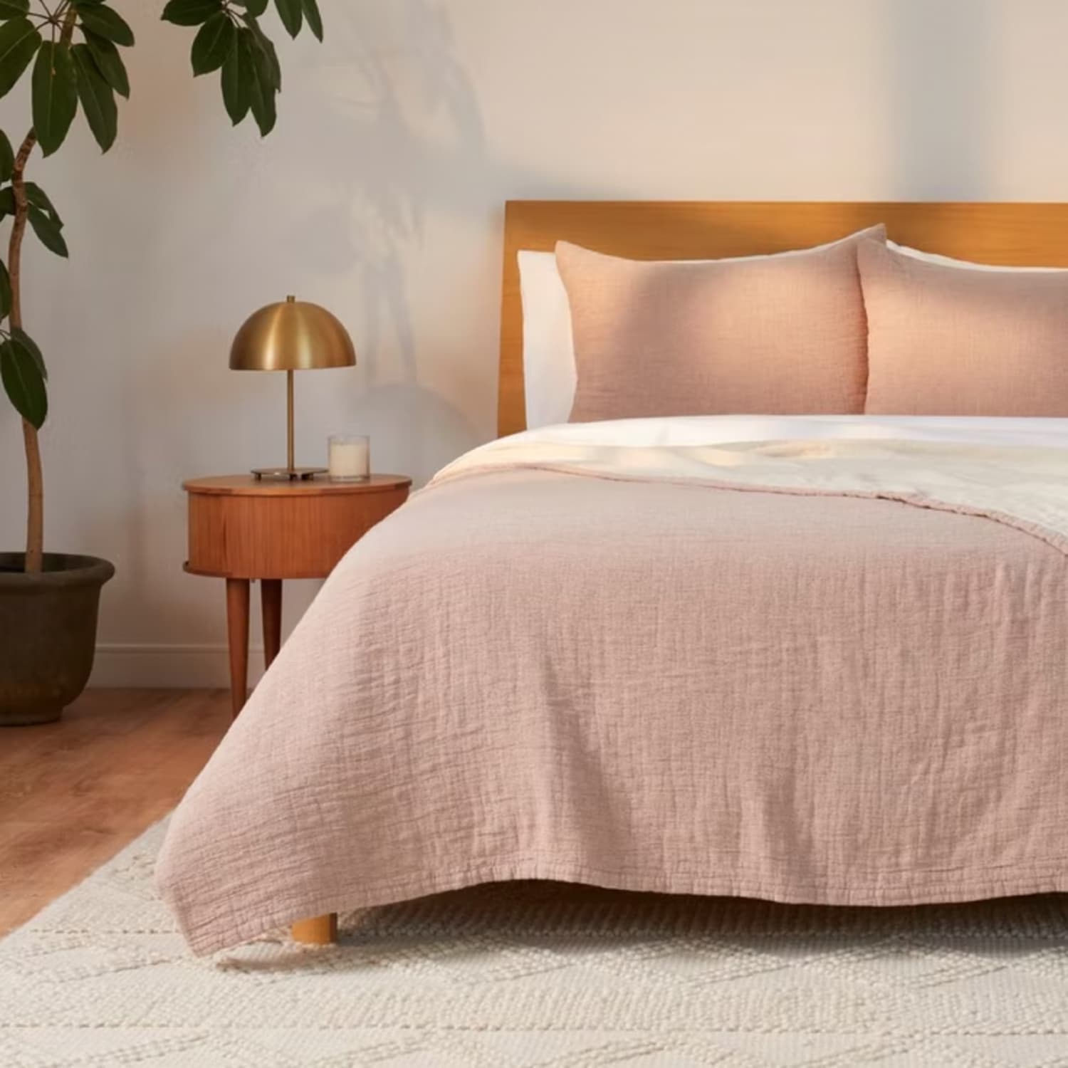 Casper s Matelasse Coverlet Set is the Chicest Summer Bedding
