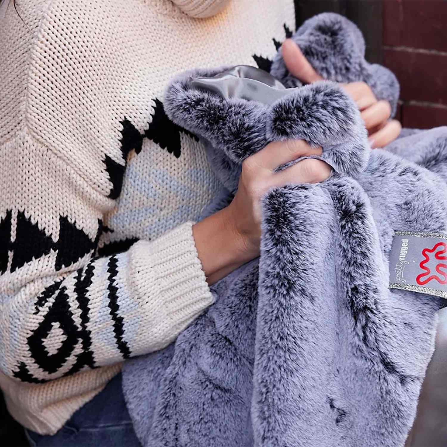 Shop Apartment Therapy's New Outdoor Blanket With Pretty Rugged | Apartment  Therapy