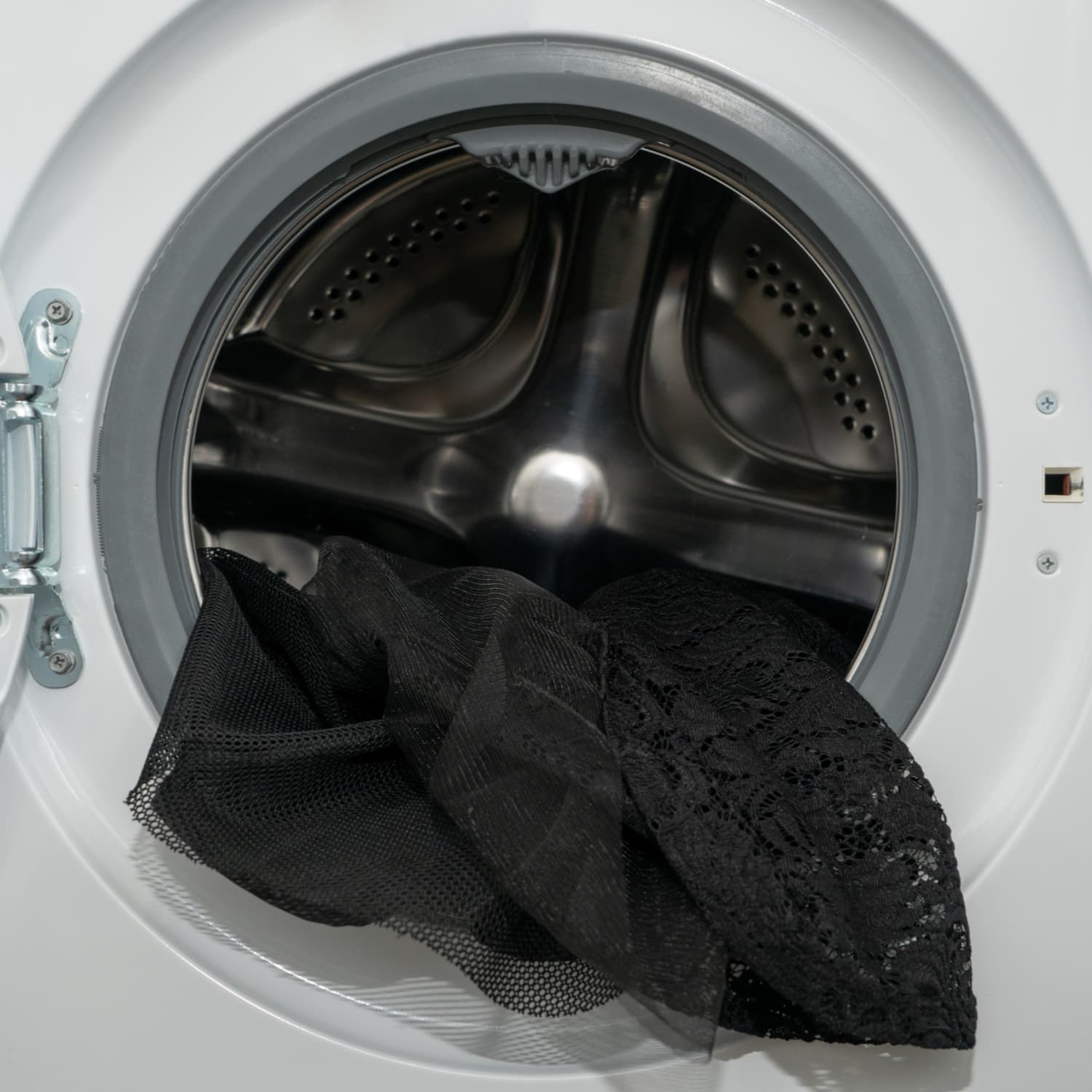 How to wash dark clothes in a washing machine clearance