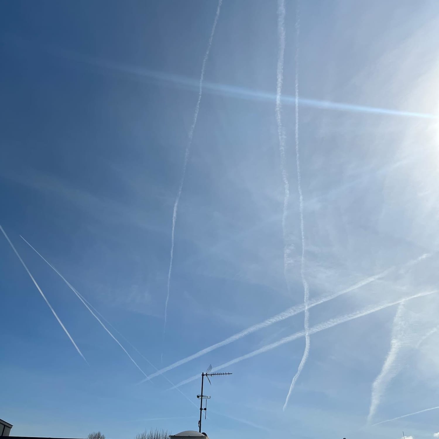 Flight Path Map Over My House Make Sure Your Next Home Isn't In A Noisy Airport Flight Path | Apartment  Therapy