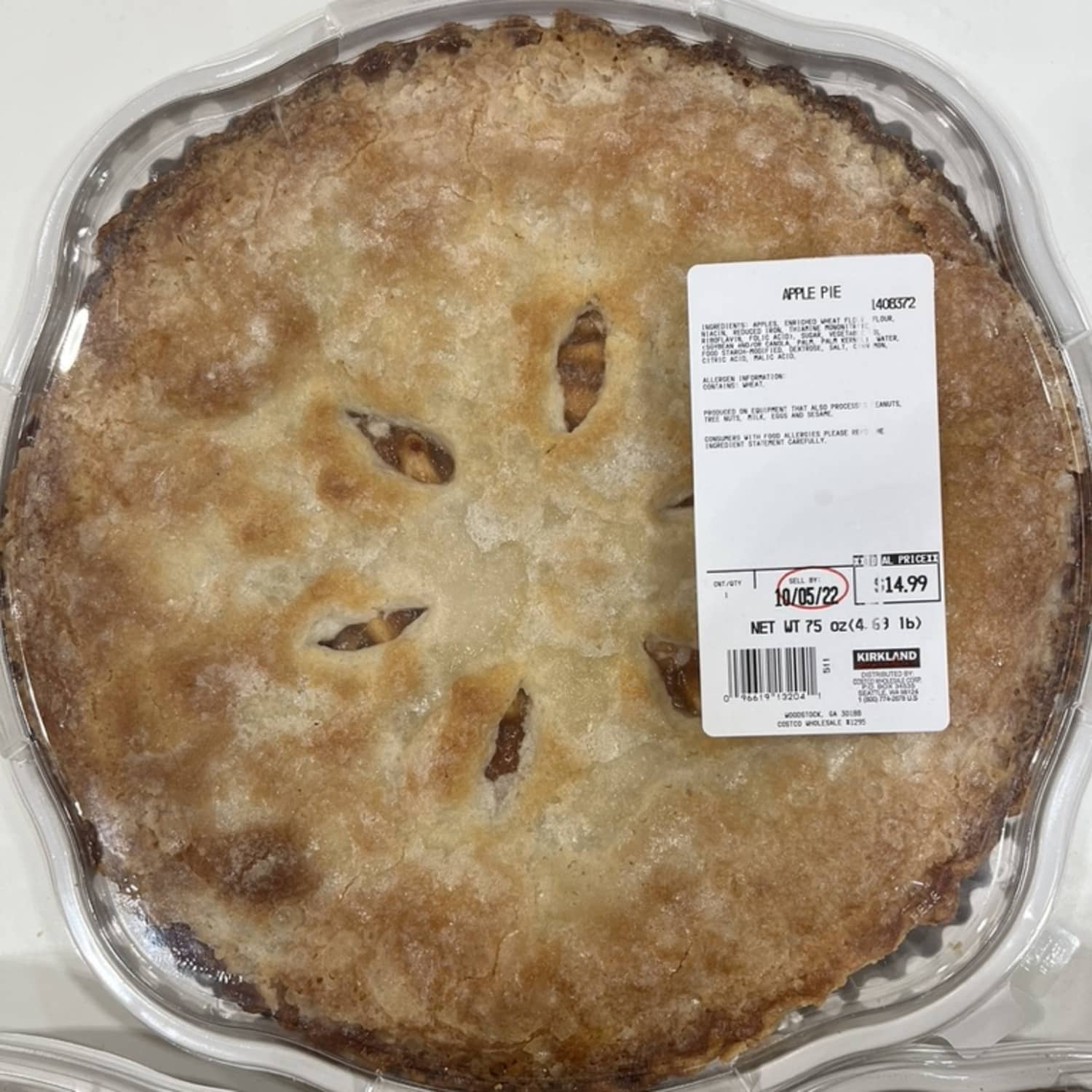 costco-apple-pie-review-a-slice-of-heaven