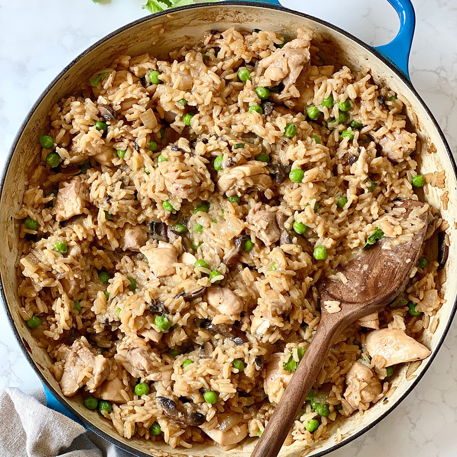 https://cdn.apartmenttherapy.info/image/upload/f_jpg,q_auto:eco,c_fill,g_auto,w_1500,ar_1:1/k%2FEdit%2F2023-06-miso-ginger-chicken-and-rice-skillet-recipe%2Fmiso-ginger-chicken-and-rice-skillet-recipe-8787