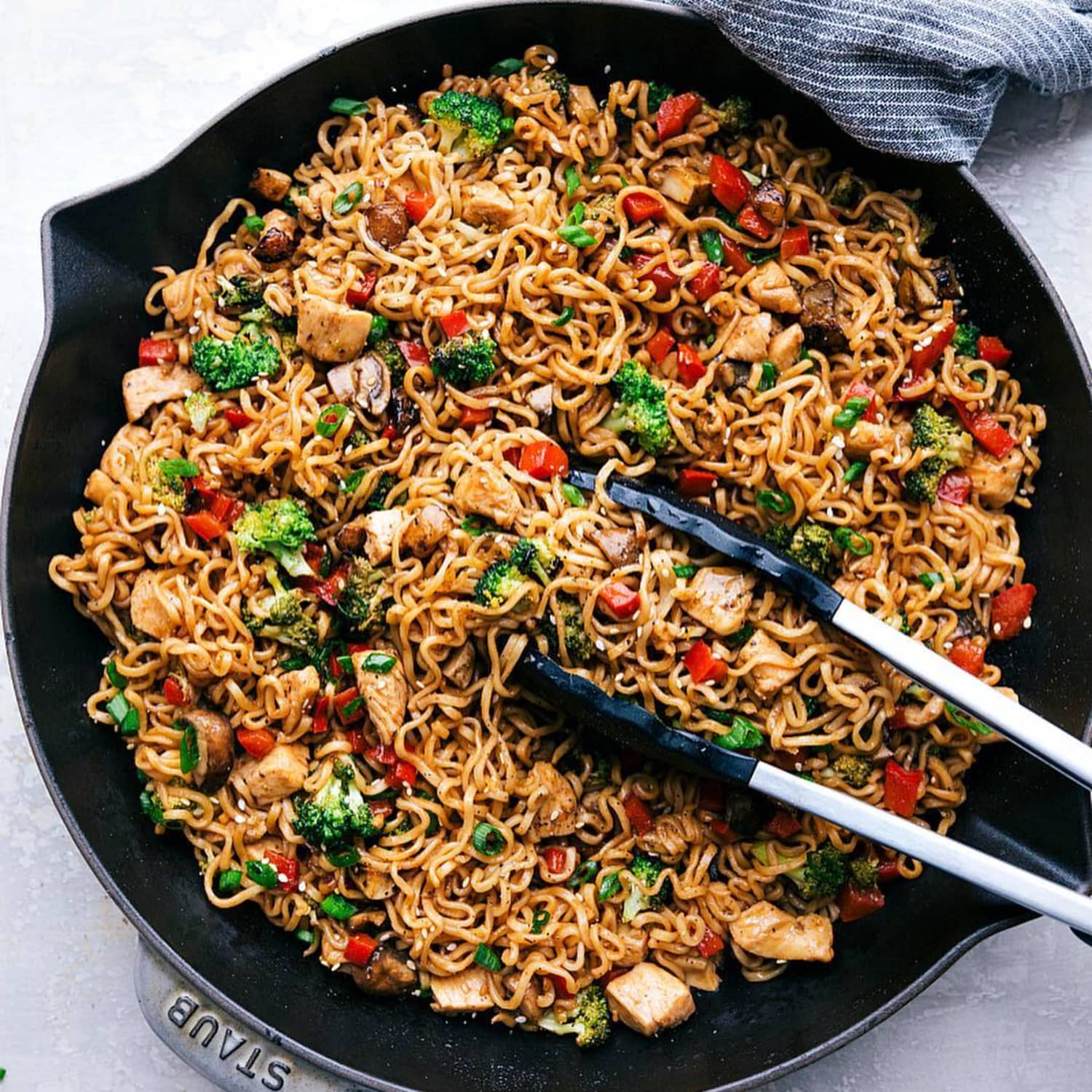 Teriyaki Chicken Ramen Noodle Stir-Fry (One Pot Skilet) Dinner Idea