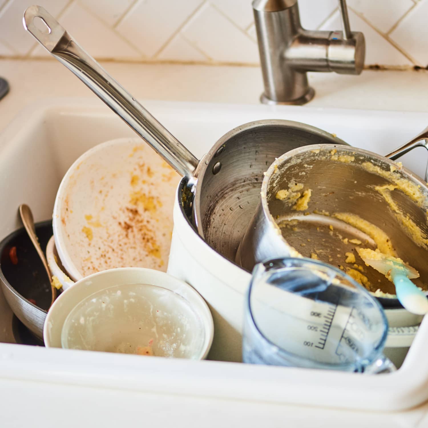 Clean Extra Messy Pots And Pans Rusty Cast Iron Burnt Enamel