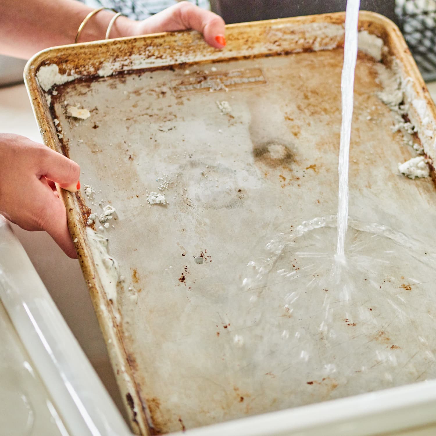 What happened to my baking sheet (went through dishwasher) : r/BakingNoobs