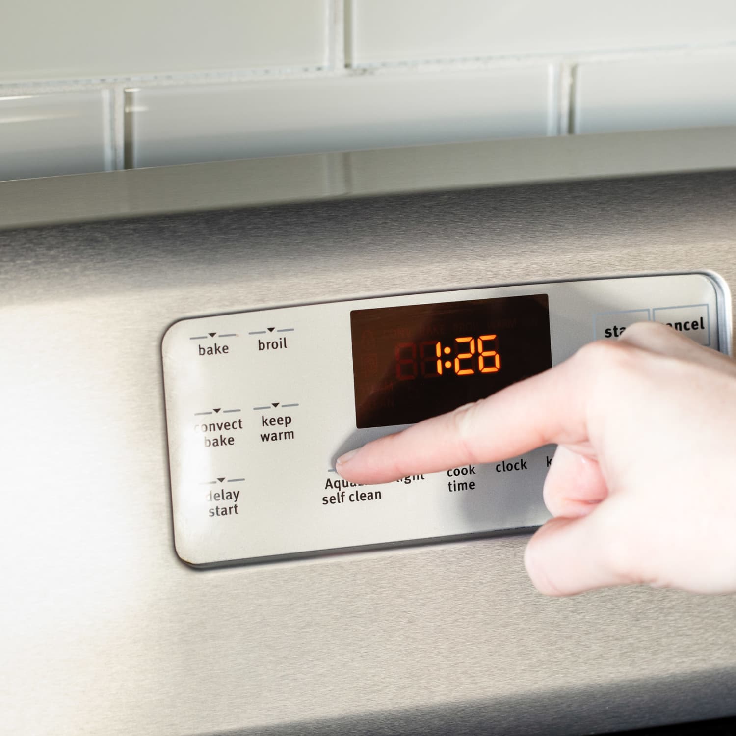 How Does a Self-Cleaning Oven Work?